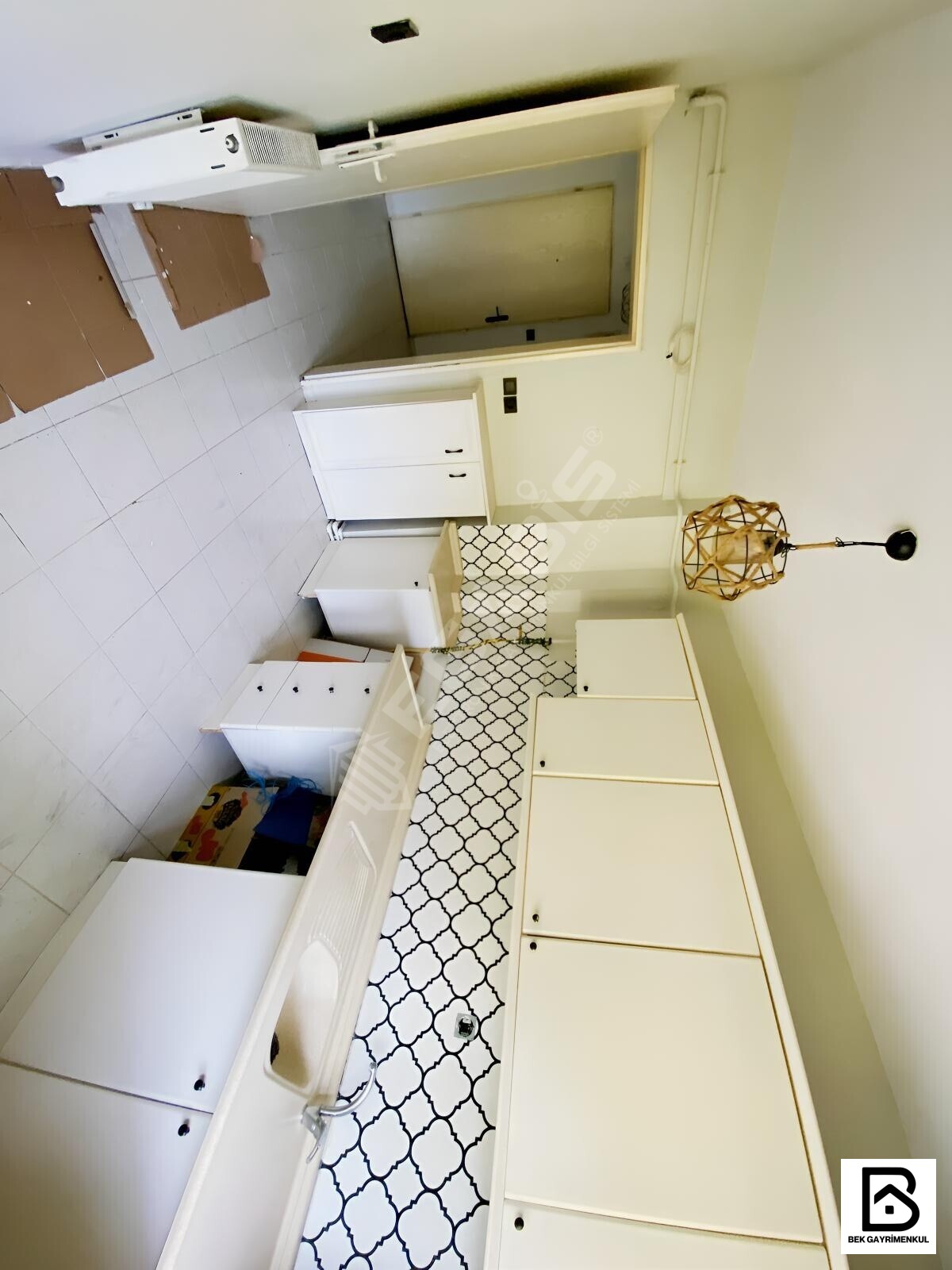 KARAMANDA METROBÜS YAKININDA İÇİ YENİLENMİŞ SATILIK 3+1 DAİRE - 7