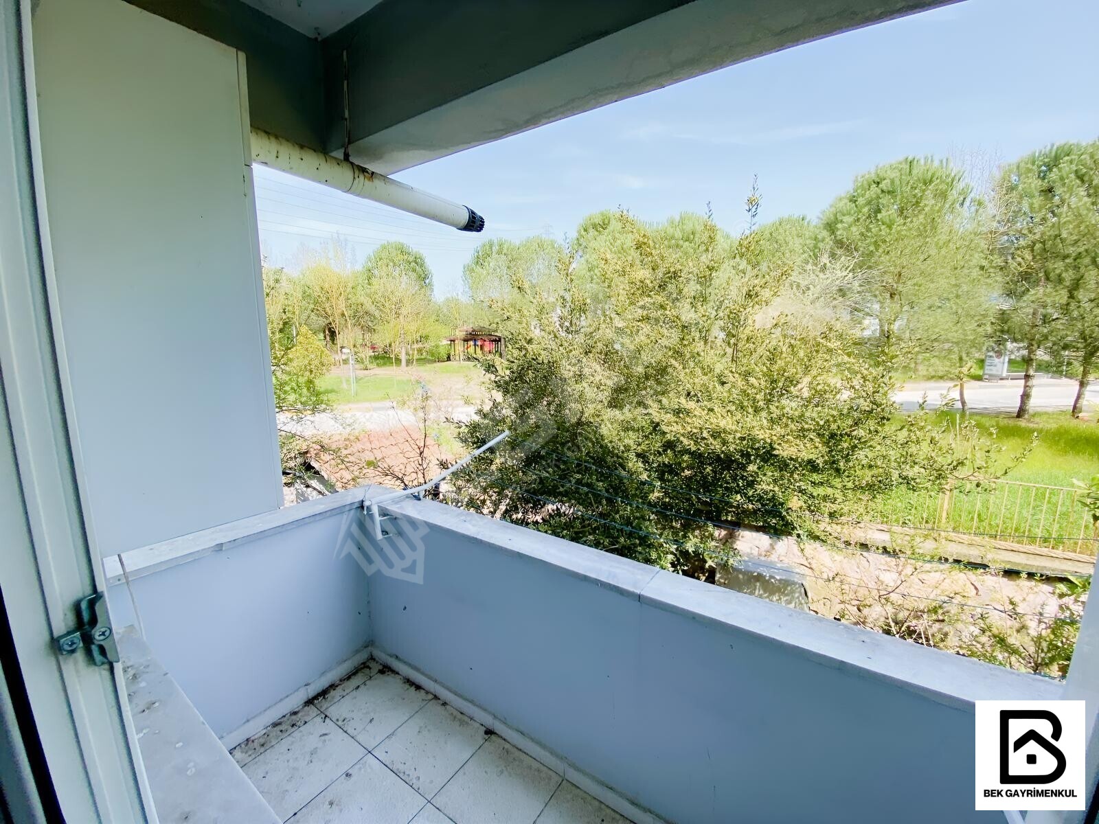 KARAMANDA METROBÜS YAKININDA İÇİ YENİLENMİŞ SATILIK 3+1 DAİRE - 8