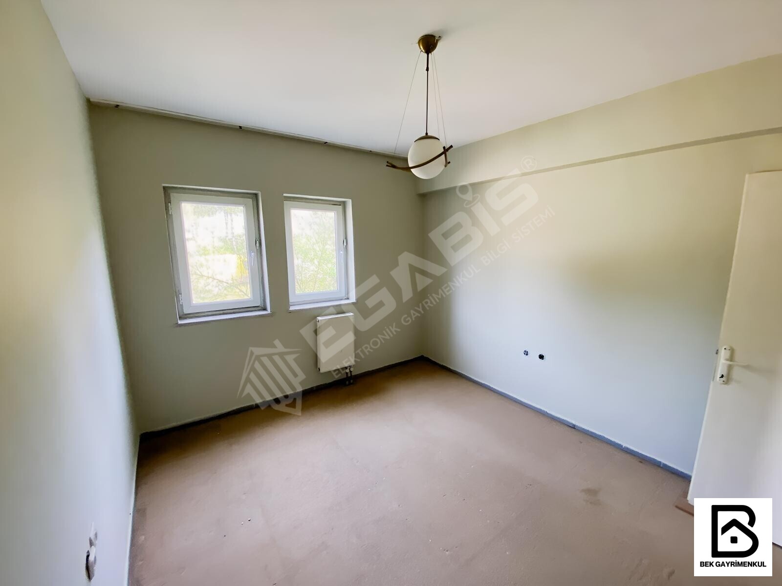 KARAMANDA METROBÜS YAKININDA İÇİ YENİLENMİŞ SATILIK 3+1 DAİRE - 14
