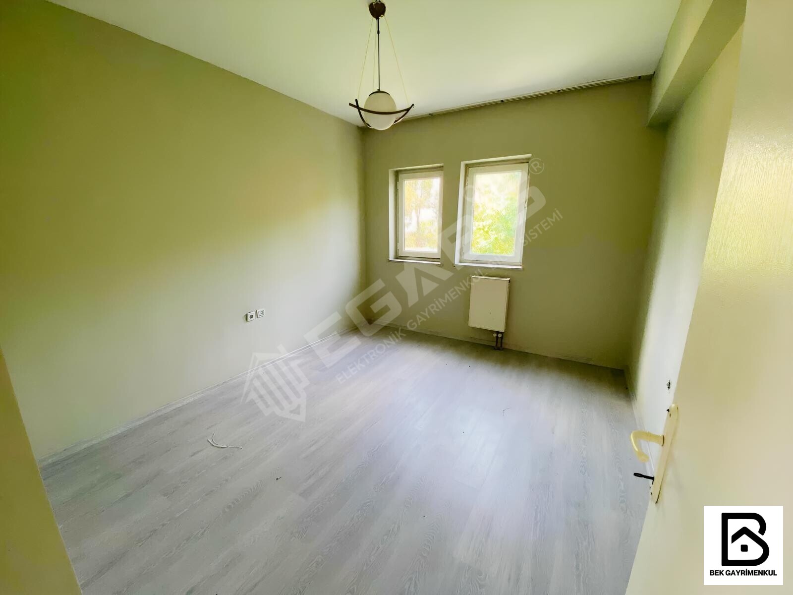 KARAMANDA METROBÜS YAKININDA İÇİ YENİLENMİŞ SATILIK 3+1 DAİRE - 21