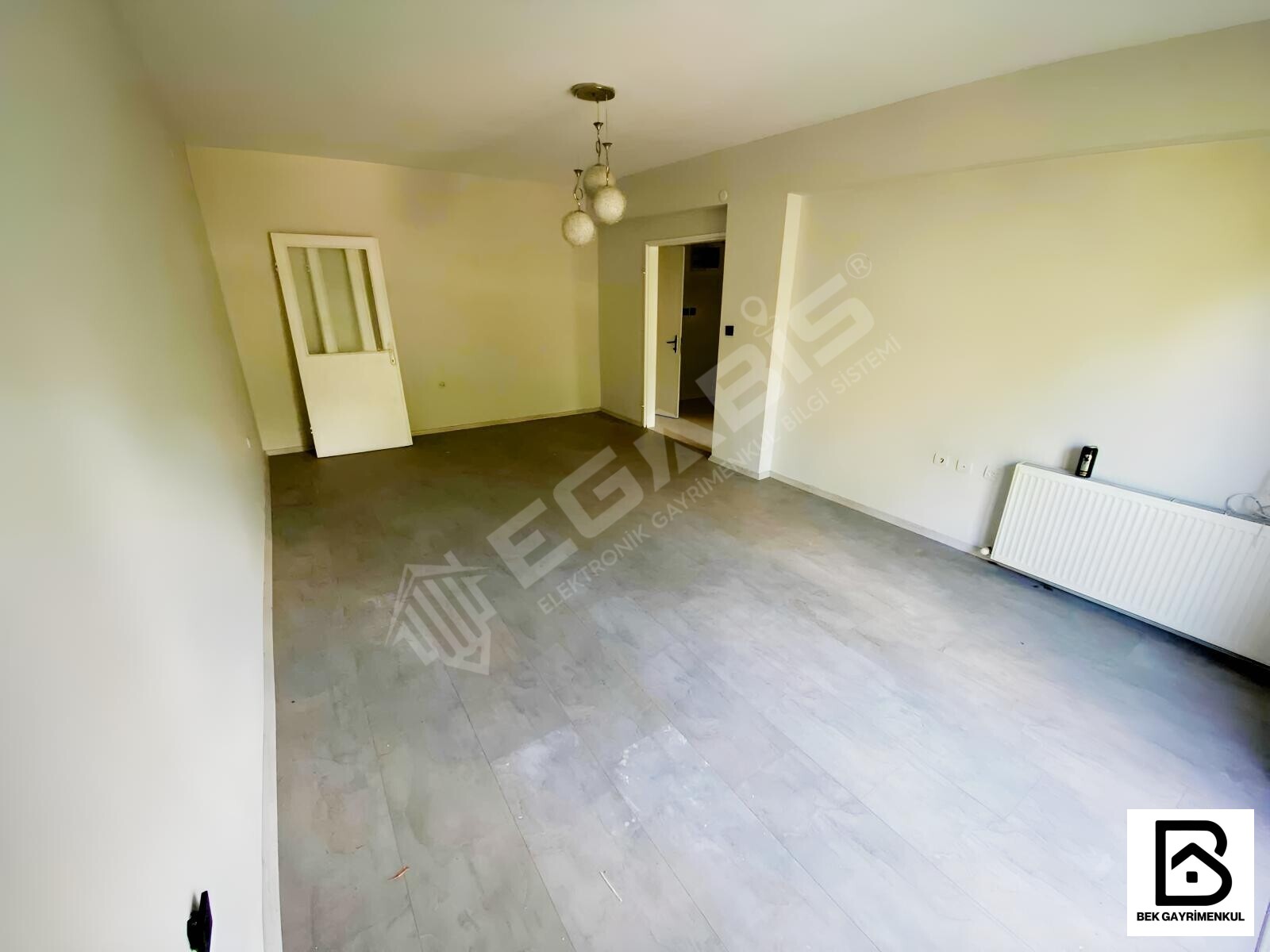 KARAMANDA METROBÜS YAKININDA İÇİ YENİLENMİŞ SATILIK 3+1 DAİRE - 23