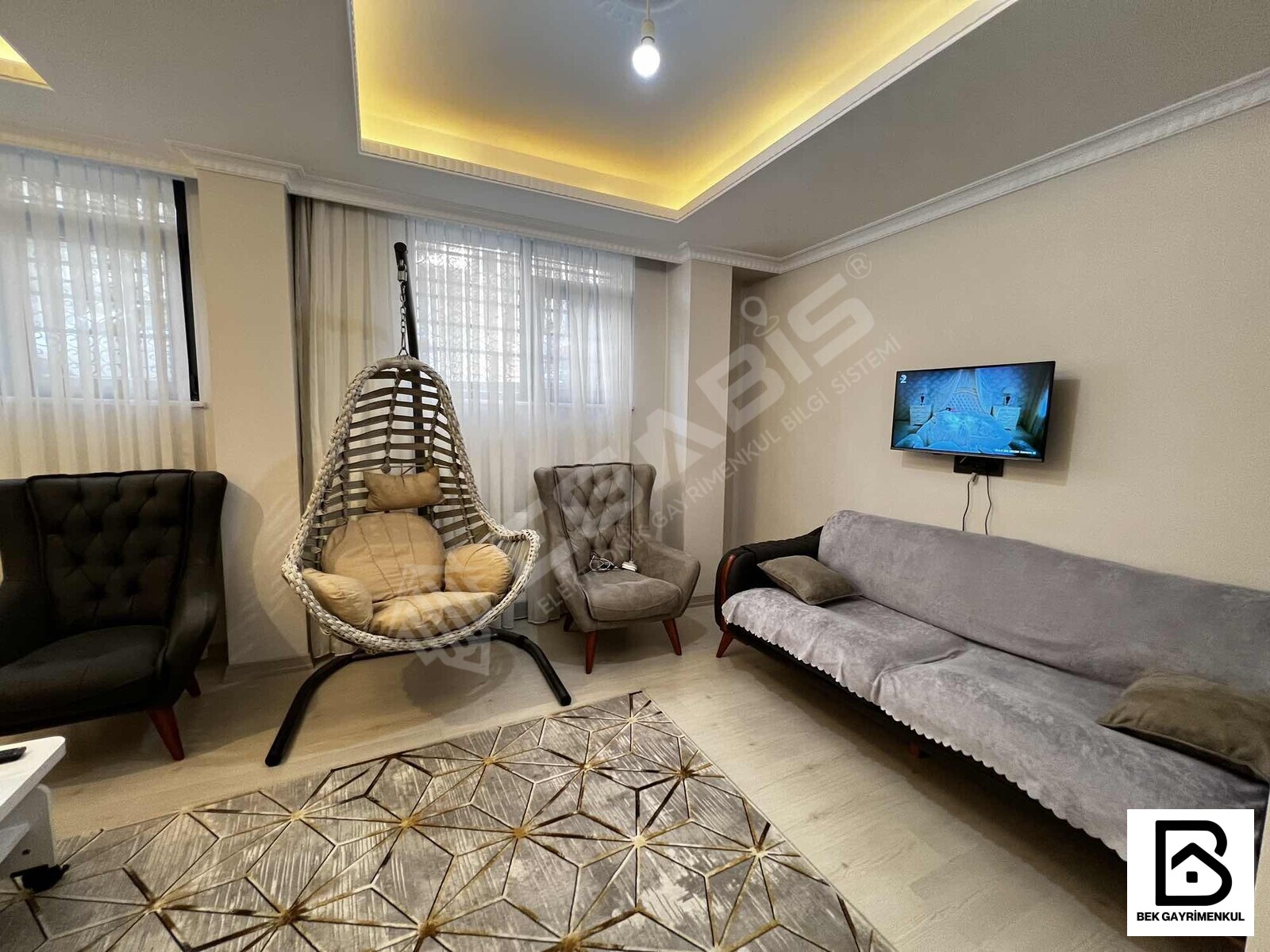 ATIŞALANI CD PARSEL SATILIK KREDİLİ 2+1 90 M2 4 YILLIK GİRİŞ KAT - 2