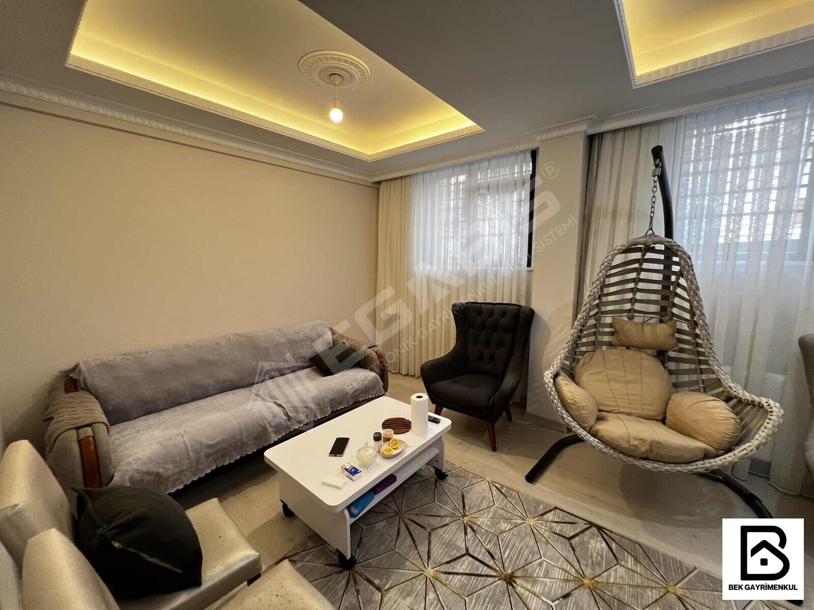 ATIŞALANI CD PARSEL SATILIK KREDİLİ 2+1 90 M2 4 YILLIK GİRİŞ KAT - 3