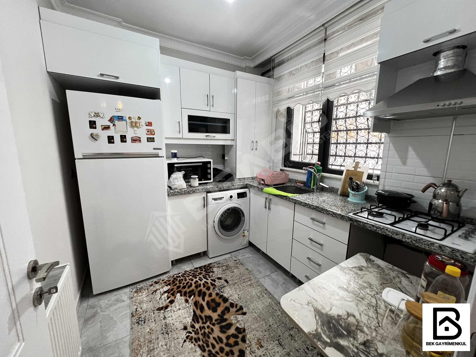 ATIŞALANI CD PARSEL SATILIK KREDİLİ 2+1 90 M2 4 YILLIK GİRİŞ KAT - 16