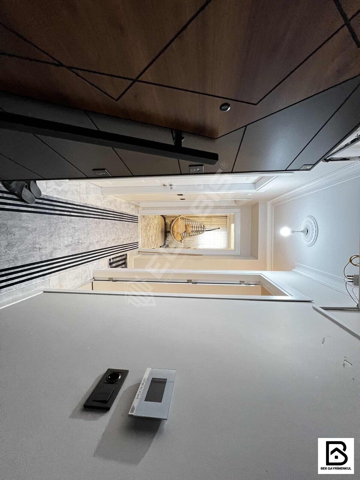 ATIŞALANI CD PARSEL SATILIK KREDİLİ 2+1 90 M2 4 YILLIK GİRİŞ KAT - 24