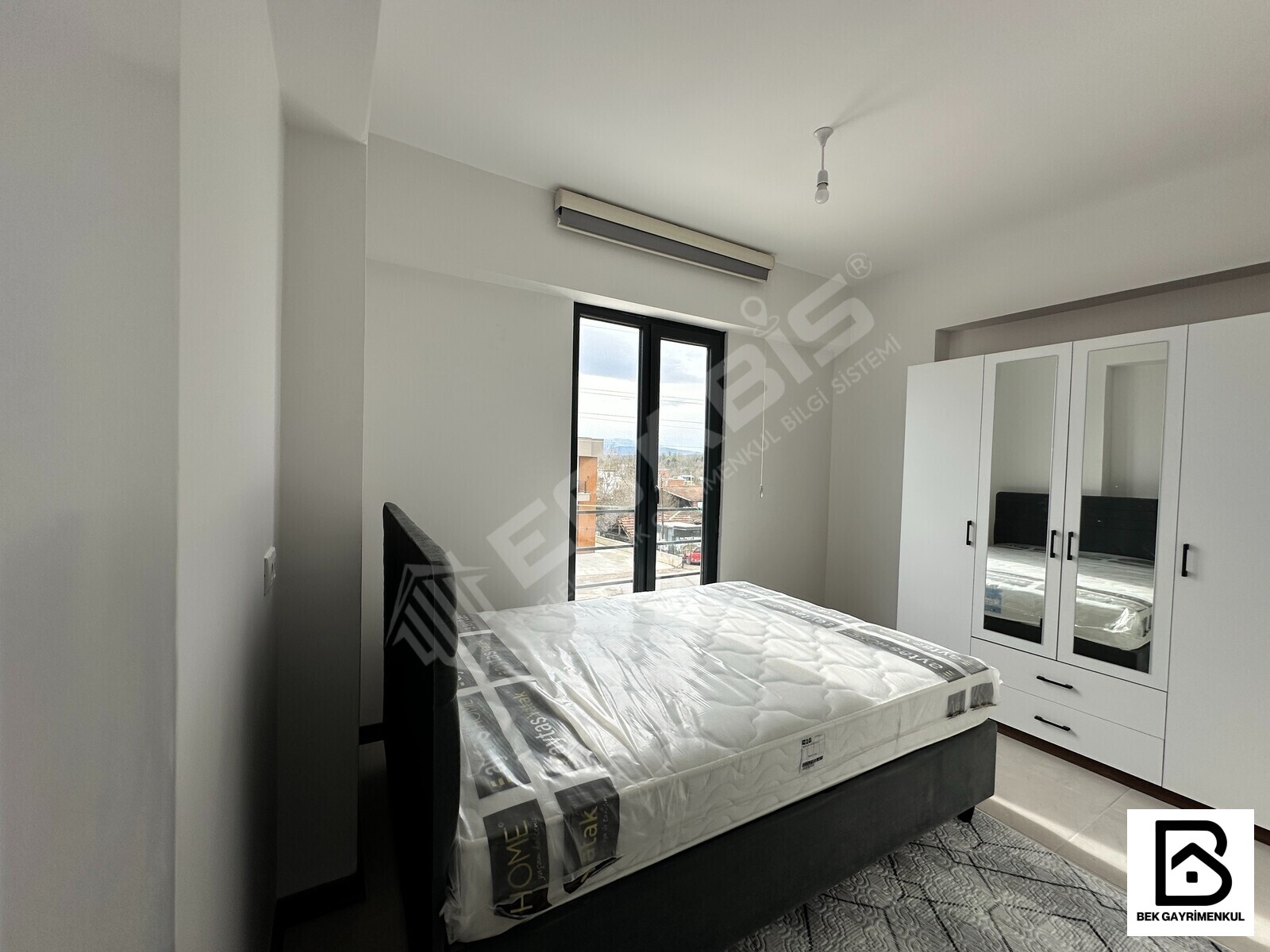 LÜKS SIFIR EŞYALI YERDEN ISITMALI KLİMALI KİRALIK SIFIR DAİRE - 7