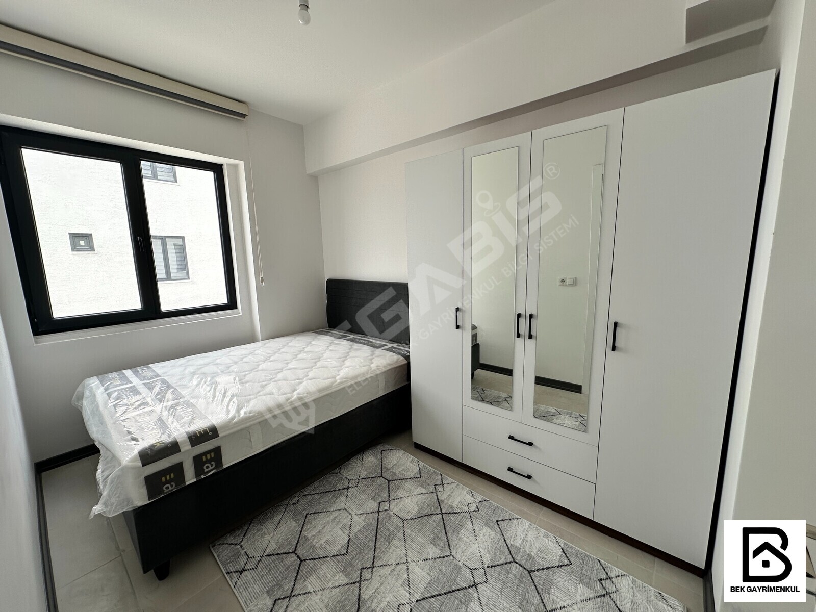 LÜKS SIFIR EŞYALI YERDEN ISITMALI KLİMALI KİRALIK SIFIR DAİRE - 8