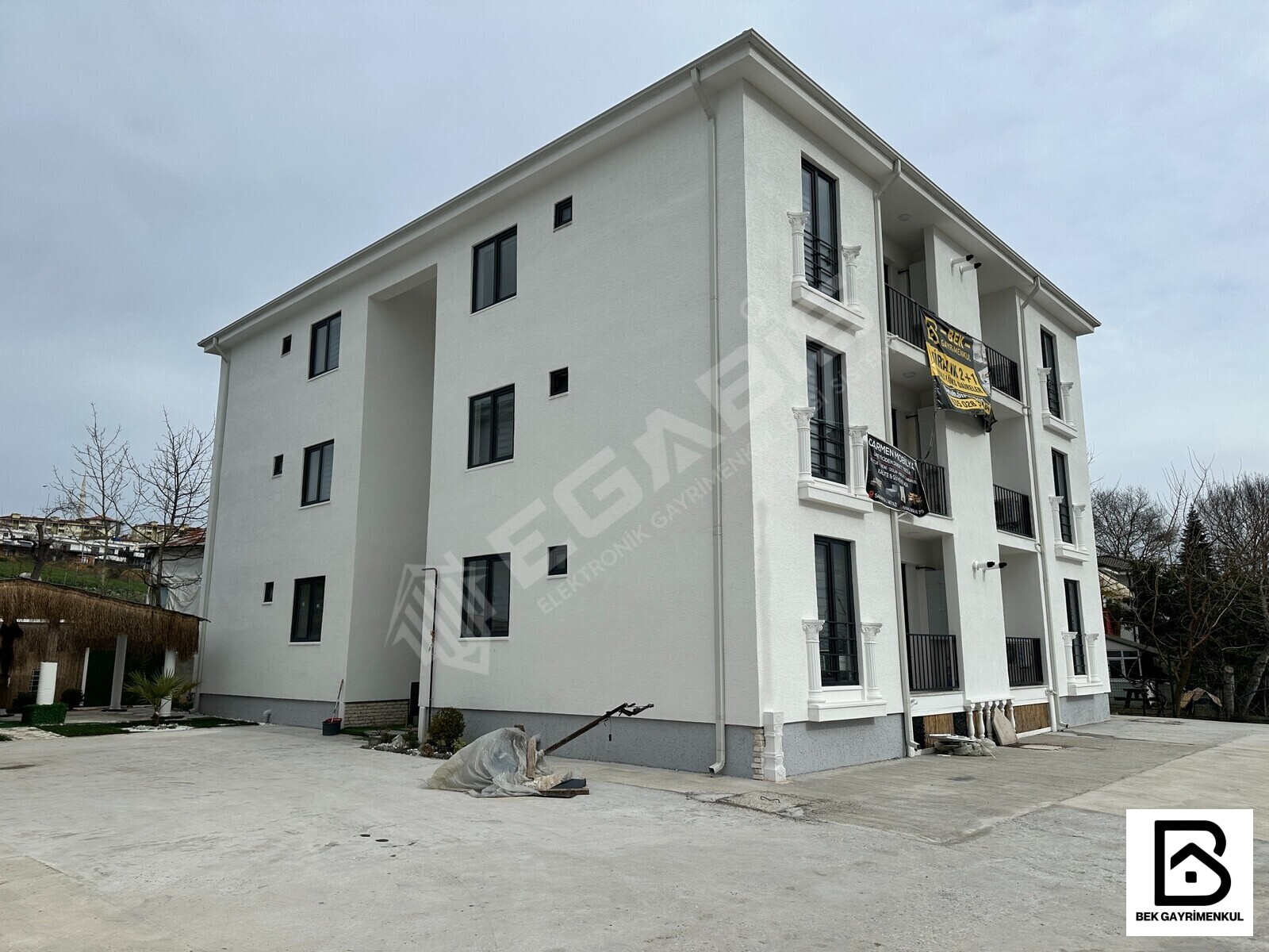 LÜKS SIFIR EŞYALI YERDEN ISITMALI KLİMALI KİRALIK SIFIR DAİRE - 16