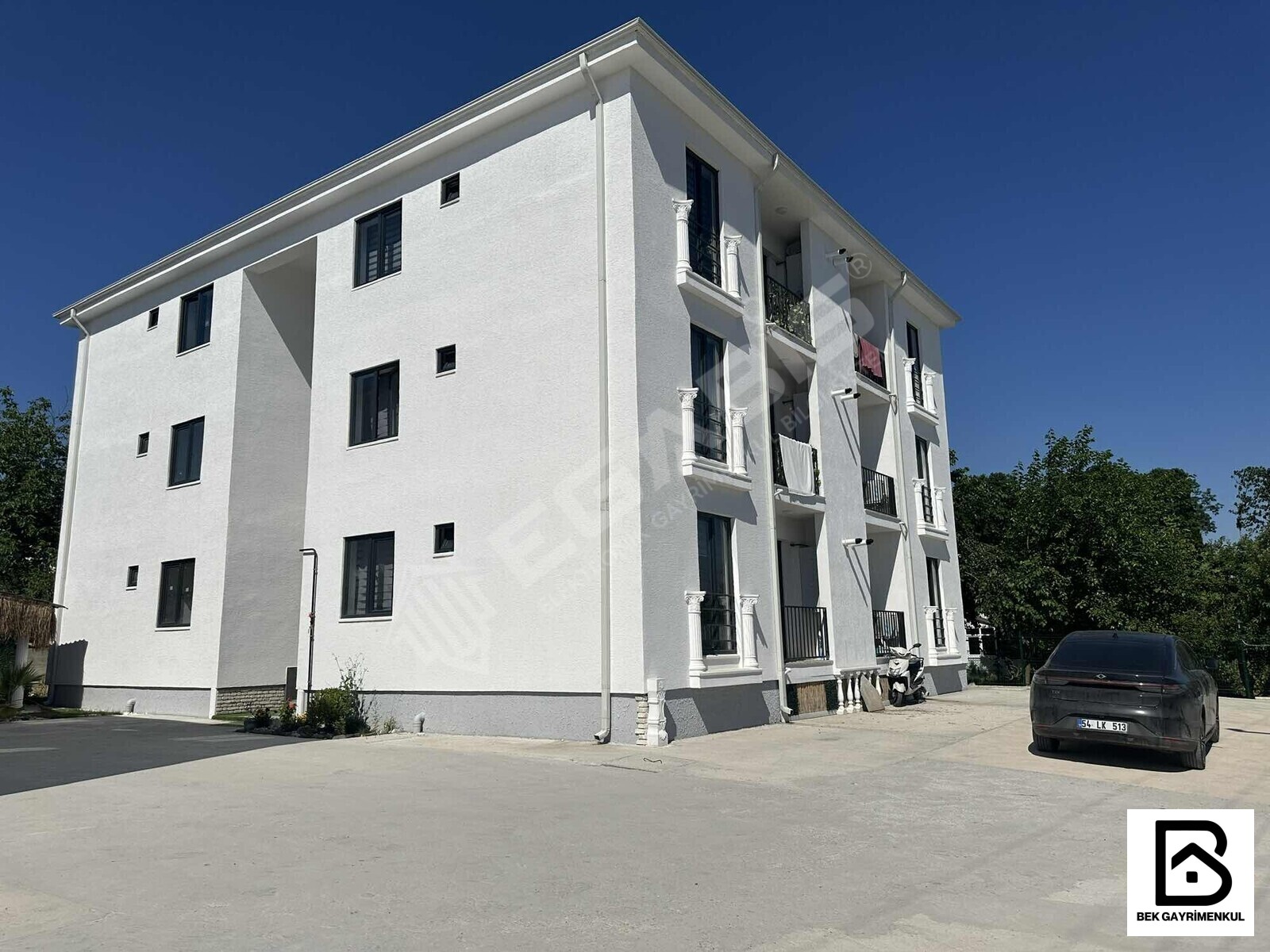 ADLİYENİN KARŞISINDA KİRALIK 2+1 KLİMALI BOŞ DAİRE - 12