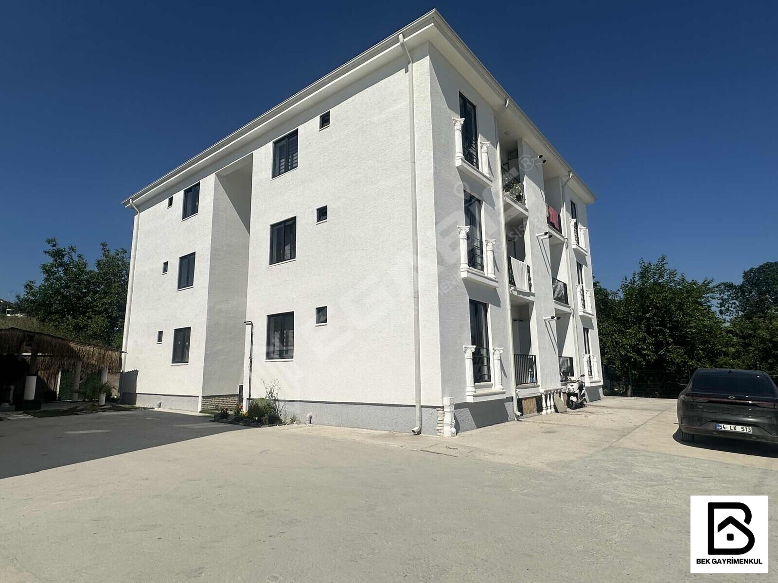 ADLİYENİN KARŞISINDA KİRALIK 2+1 KLİMALI BOŞ DAİRE - 13