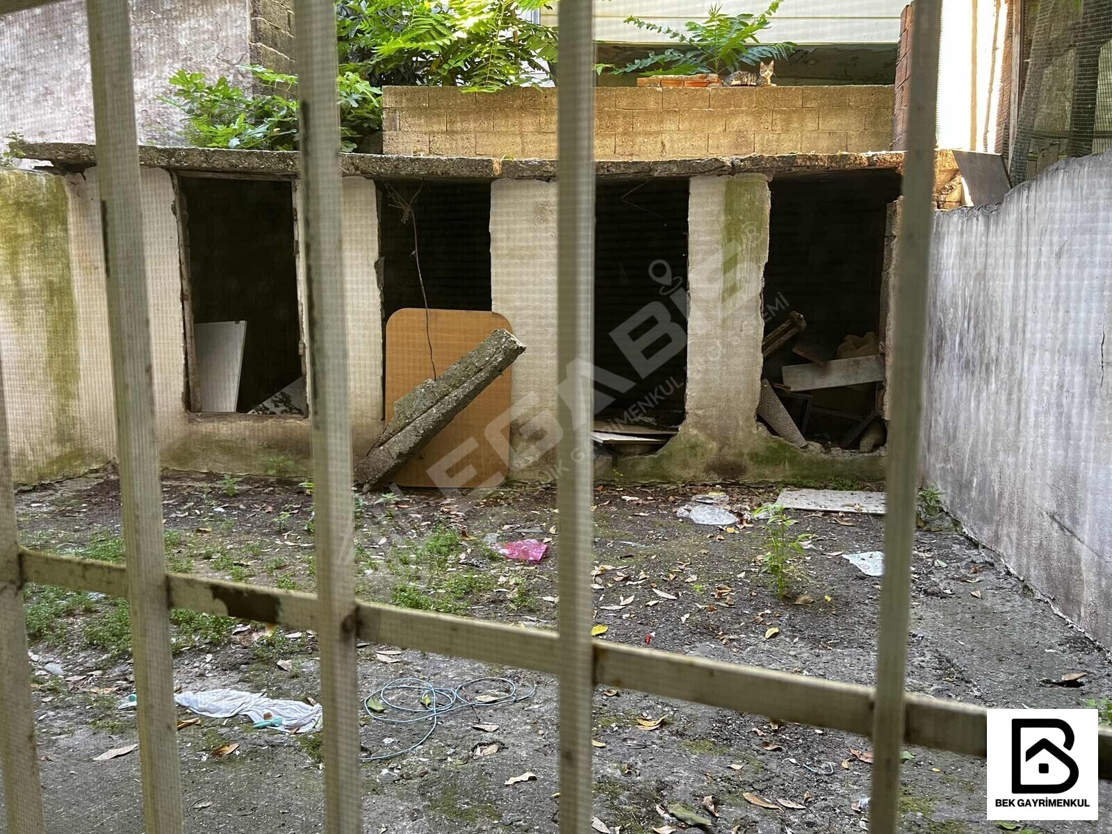 FATİH YEDİKULE METROSU YANINDA SATILIK 2+1 80 M2 İSKANLI DAİRE - 12