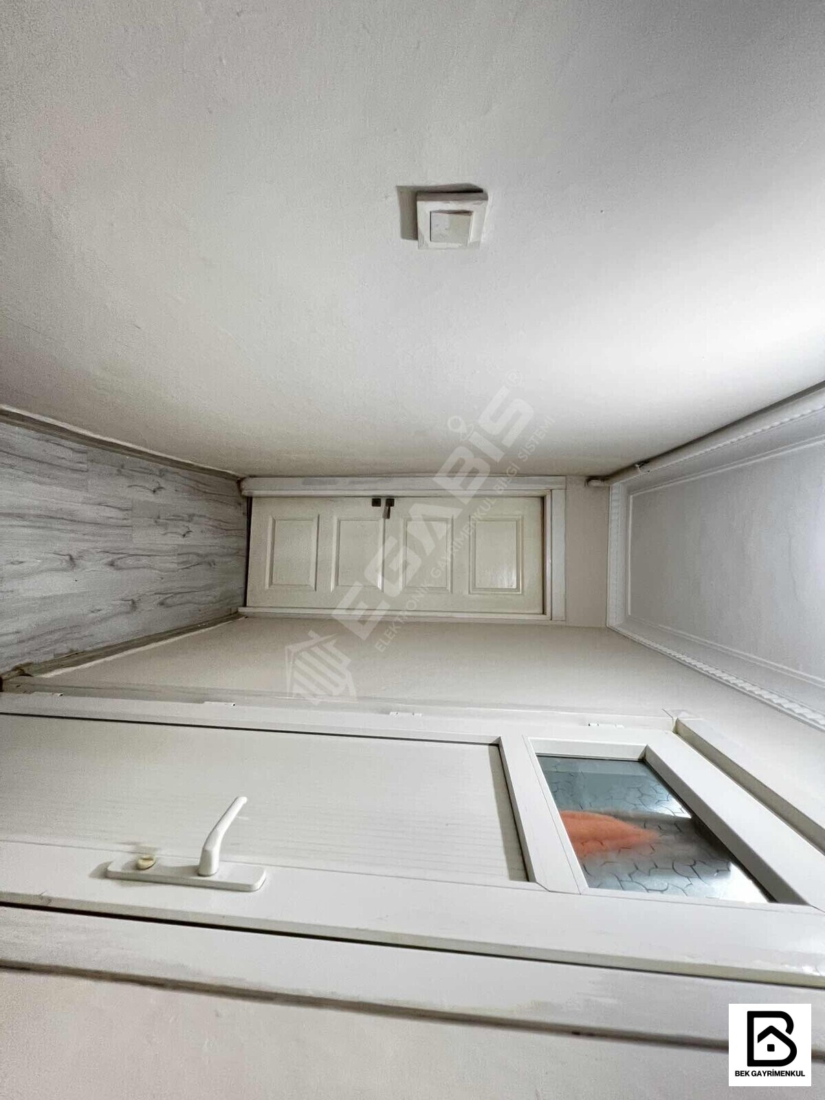 FATİH YEDİKULE METROSU YANINDA SATILIK 2+1 80 M2 İSKANLI DAİRE - 28
