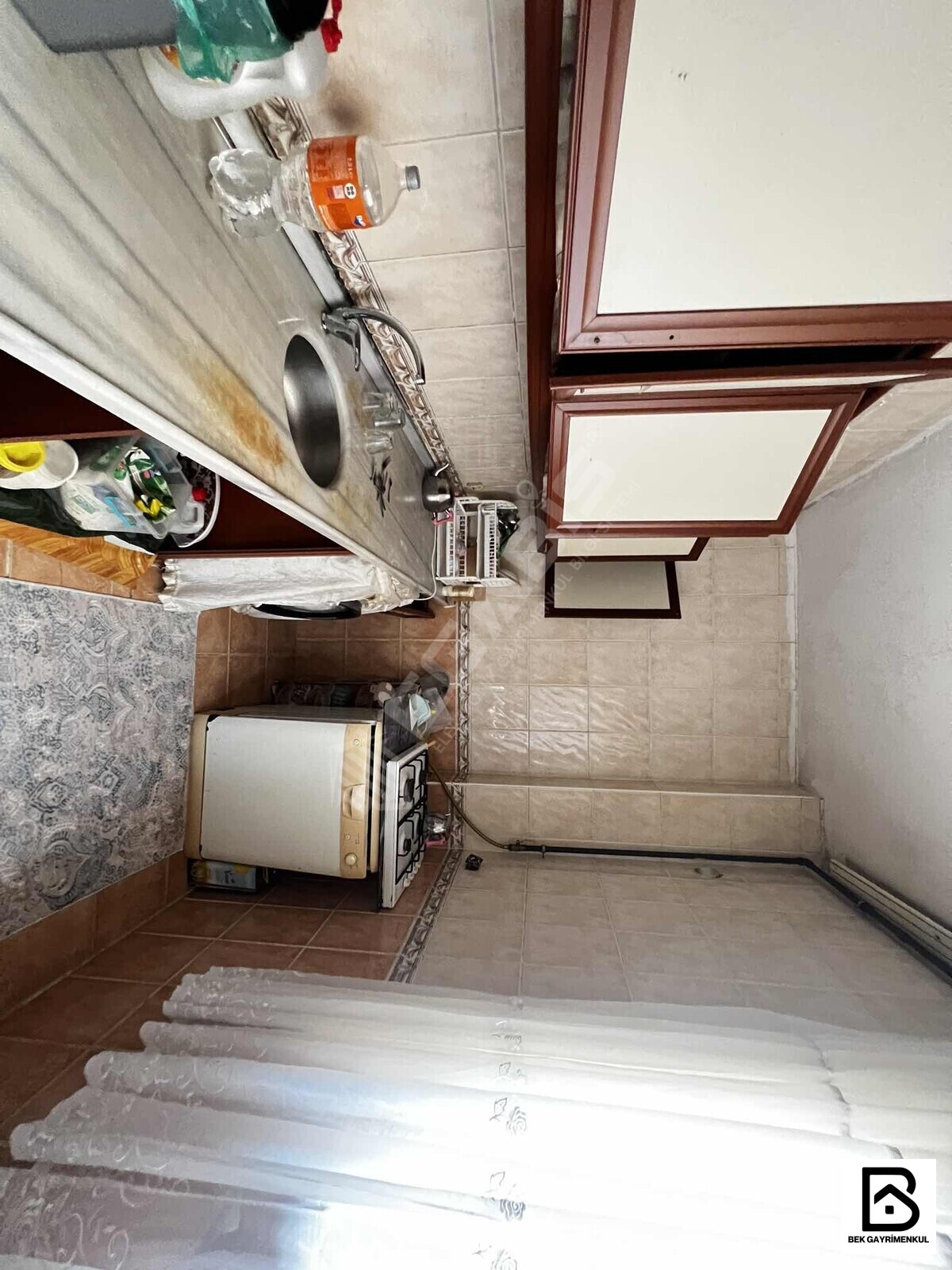 METROYA YAKIN SATILIK KREDİLİ 4+1 130 M2 MÜSTAKİL GİRİŞLİ DAİRE - 18
