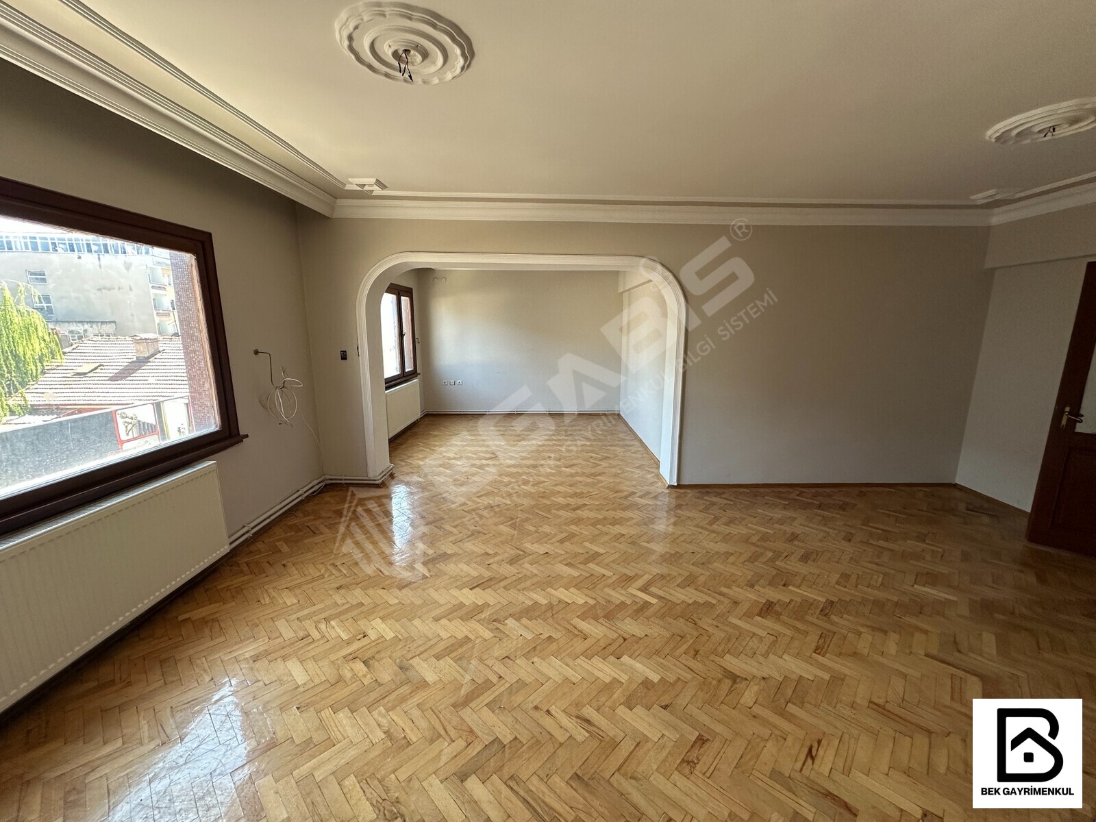 SARAÇLARDA NEZİH VE GÜVENİLİR BİNADA KİRALIK DAİRE - 10