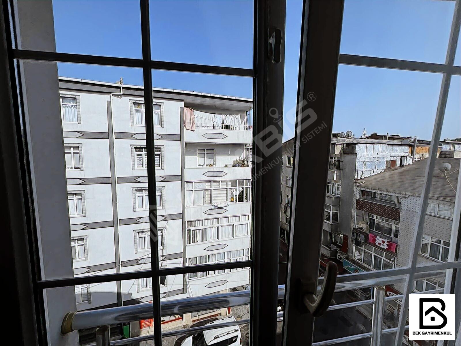 KİRALIK TEK DAİRE ÜZERİNE 3 CEPHESİ AÇIK 3+1 ASANSÖRLÜ BOŞ DAİRE - 6