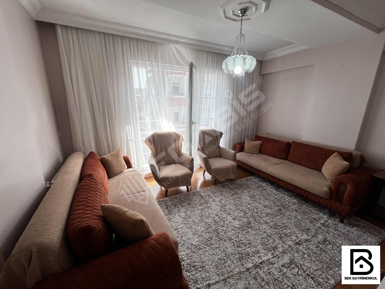 KİRALIK TEK DAİRE ÜZERİNE 3 CEPHESİ AÇIK 3+1 ASANSÖRLÜ BOŞ DAİRE - 11