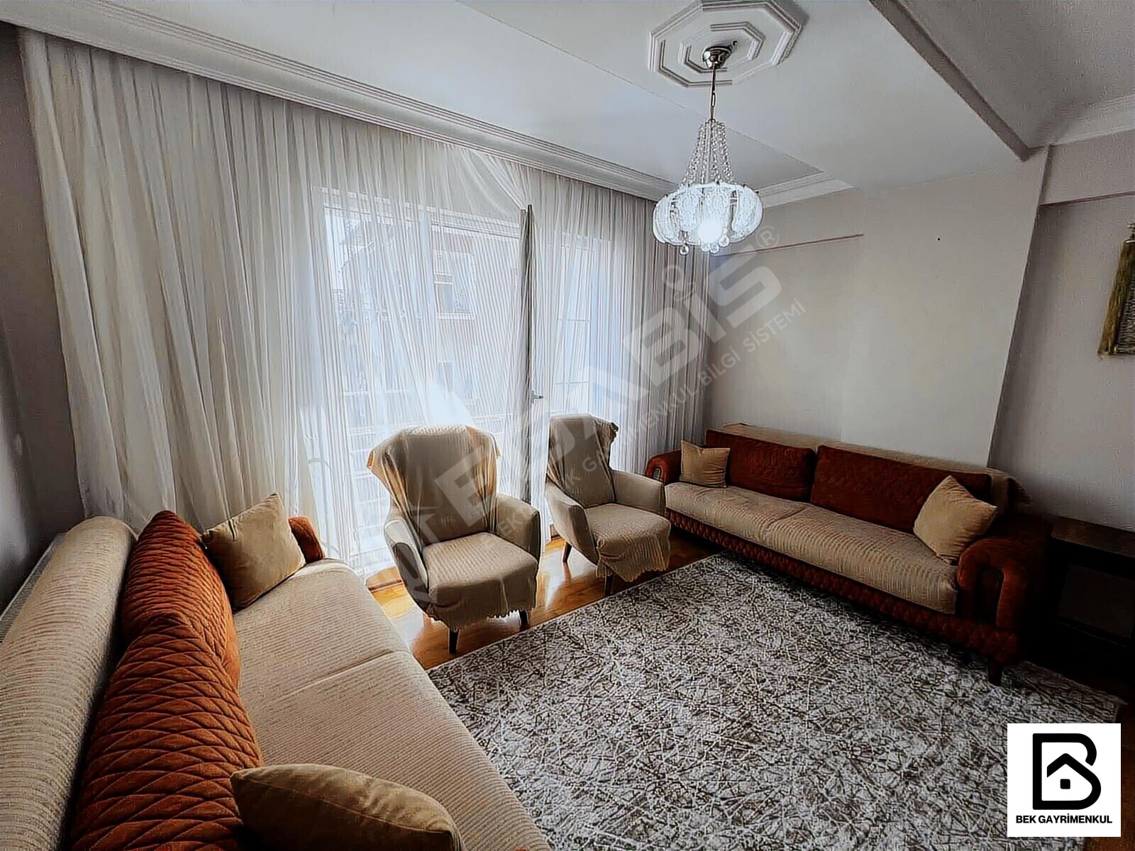 KİRALIK TEK DAİRE ÜZERİNE 3 CEPHESİ AÇIK 3+1 ASANSÖRLÜ BOŞ DAİRE - 12