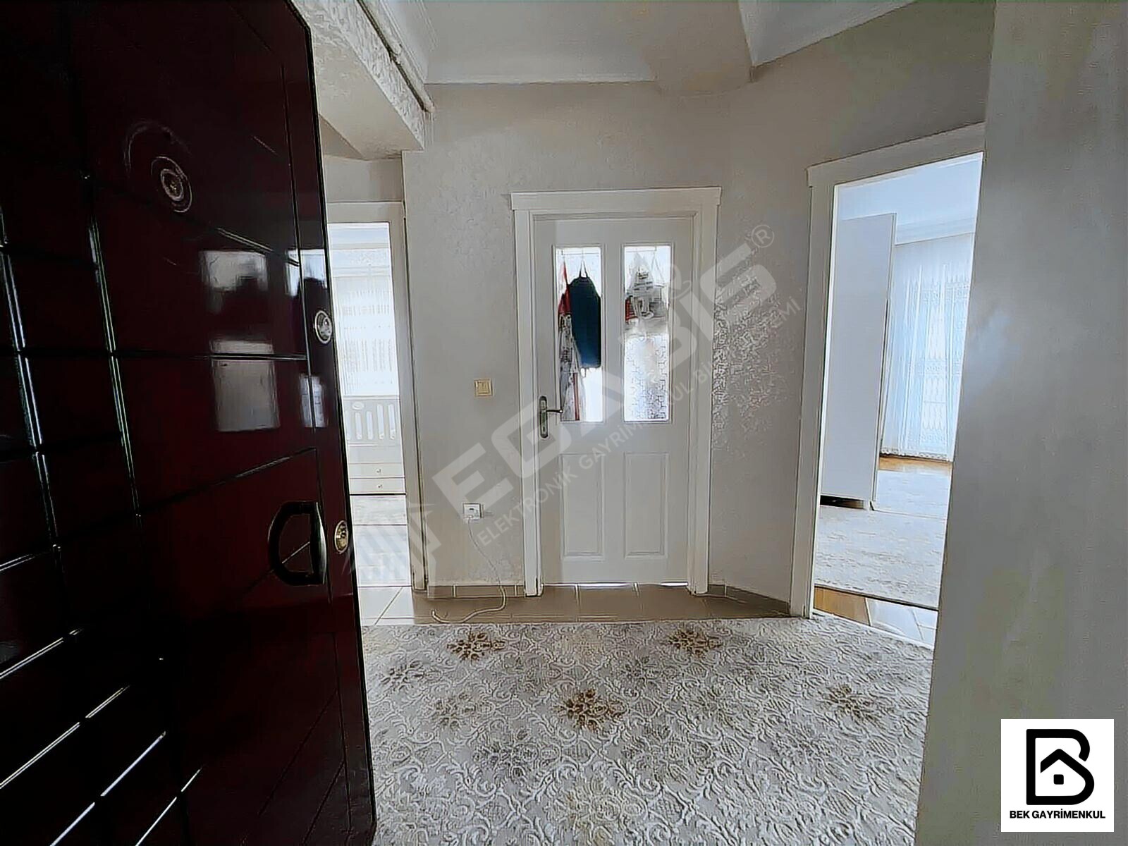 KİRALIK TEK DAİRE ÜZERİNE 3 CEPHESİ AÇIK 3+1 ASANSÖRLÜ BOŞ DAİRE - 29