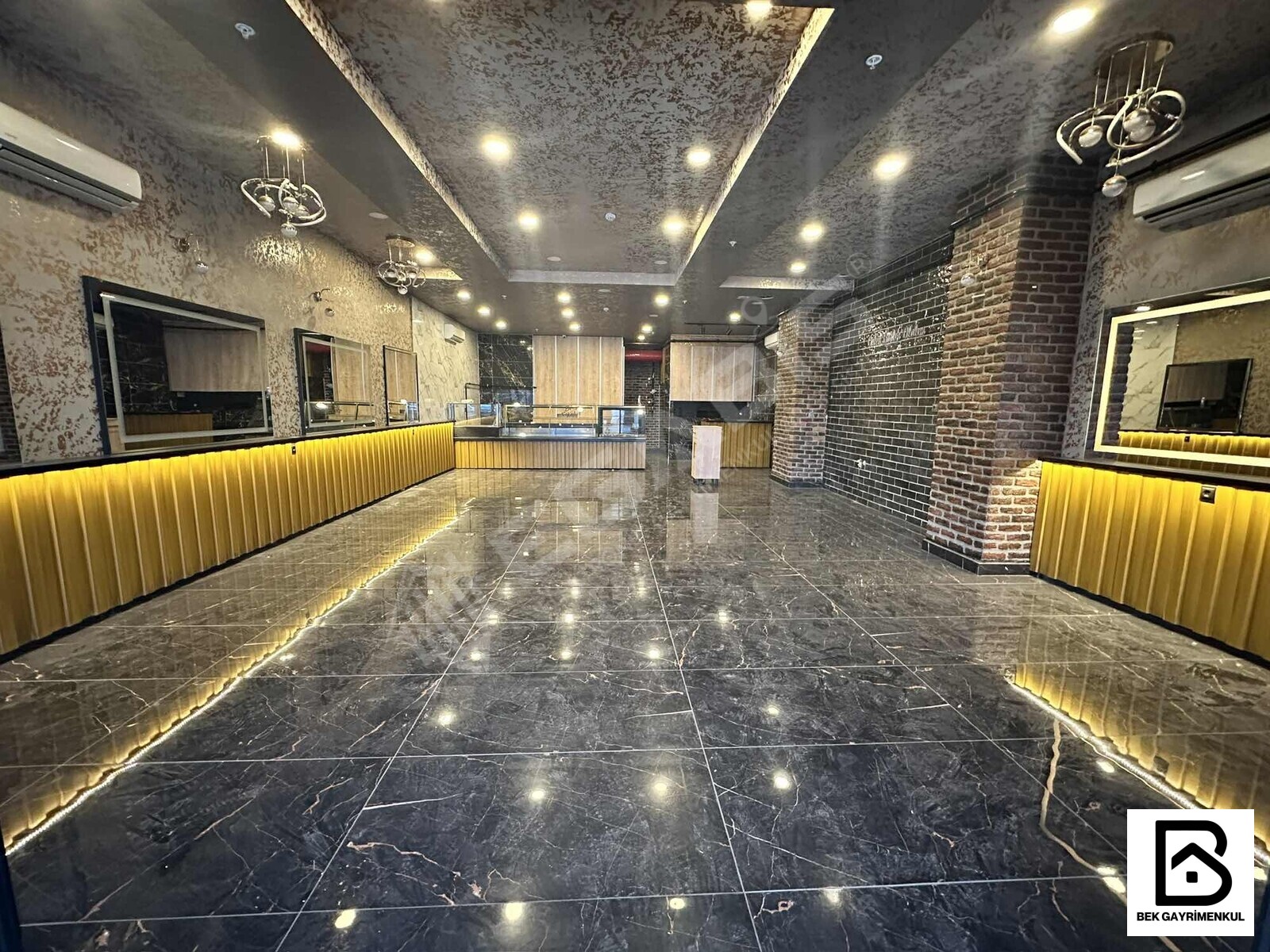 SERDİVANIN EN DEĞERLİ CADDESİNDE AVMNİN ÇAPRAZINDA 230 M2 DÜKKAN - 4