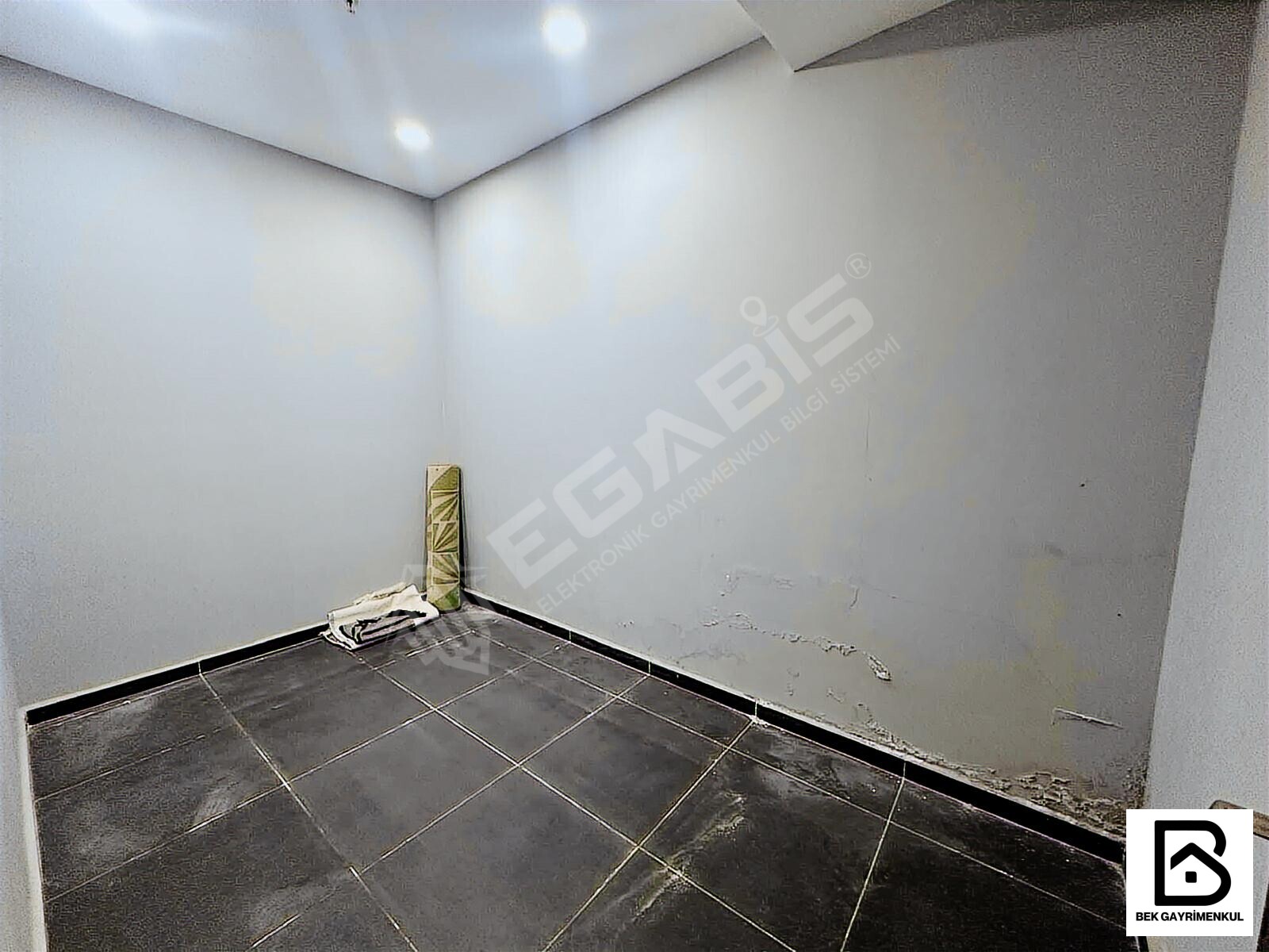 SERDİVANIN EN DEĞERLİ CADDESİNDE AVMNİN ÇAPRAZINDA 230 M2 DÜKKAN - 18