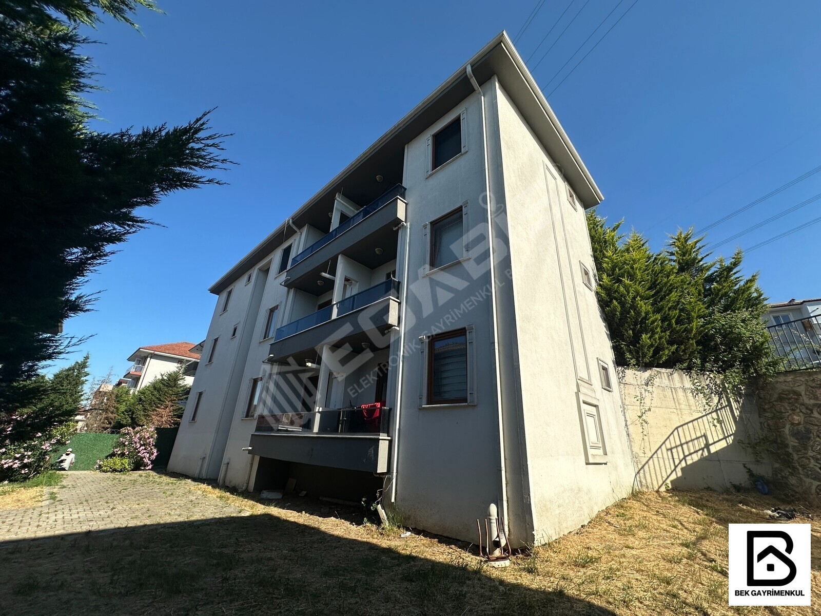 BEK GAYRİMENKULDEN HER ŞEY DAHİL KİRALIK 1+1 APART - 13