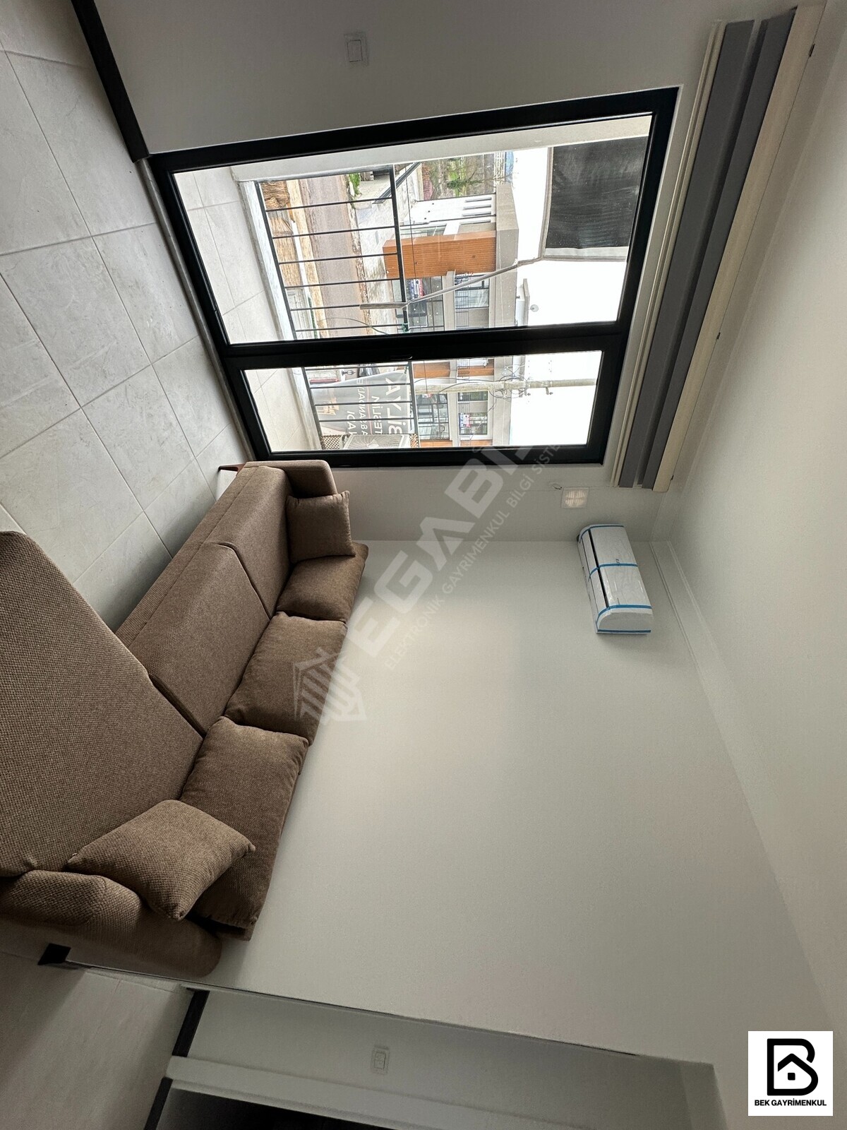 LÜKS SIFIR EŞYALI YERDEN ISITMALI FULL EŞYALI - 10