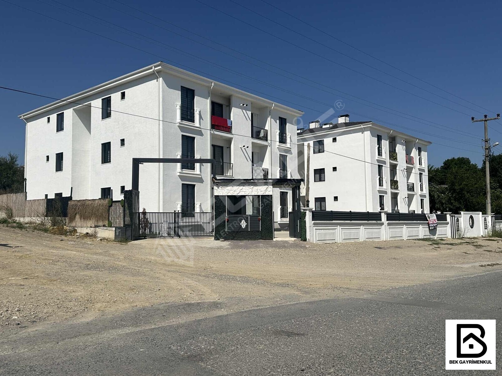 SİTE İÇİ OTAPARKLI 2+1 GENİŞ VE FERAH SATILIK DAİRE - 2