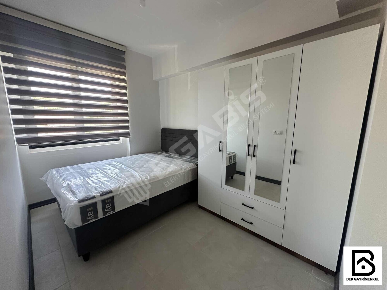 YATIRIMLIK SİTE İÇİ OTAPARKLI 2+1 GENİŞ VE FERAH SATILIK DAİRE - 11