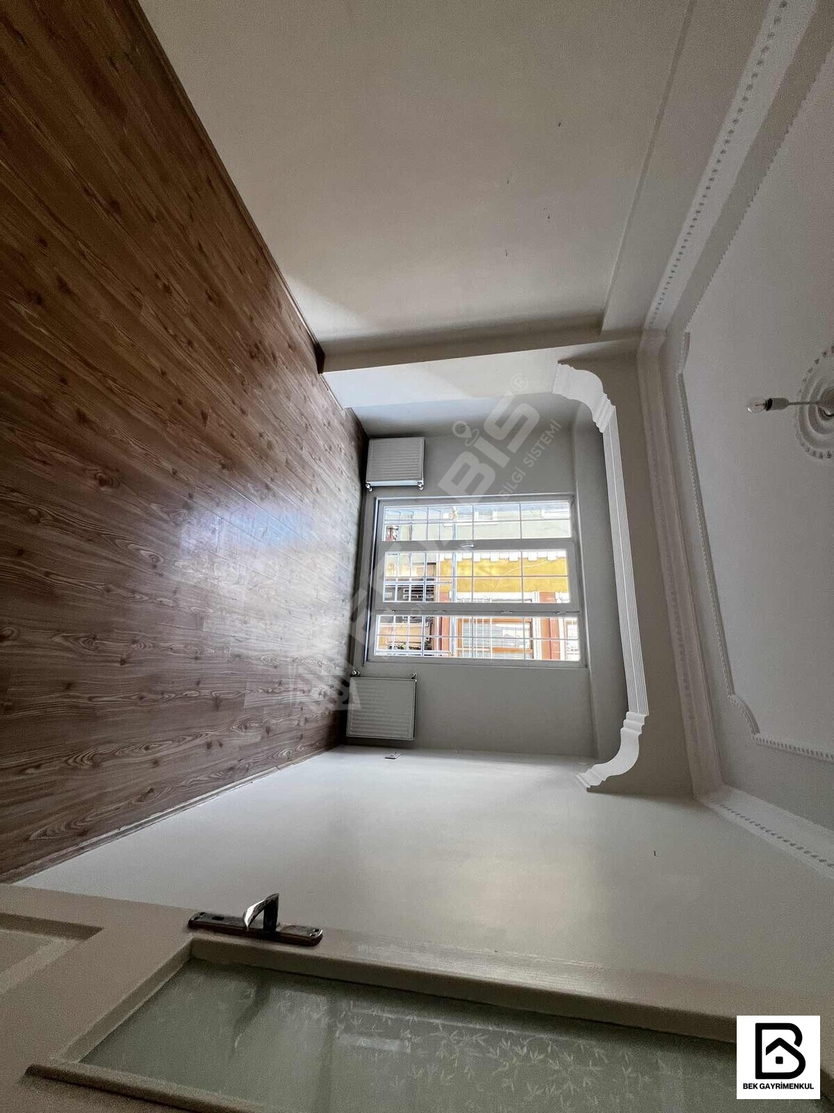 MERKEZİ KONUMDA KİRALIK 2+1 80 M2 1.KAT BALKONLU 12 YILLIK - 2