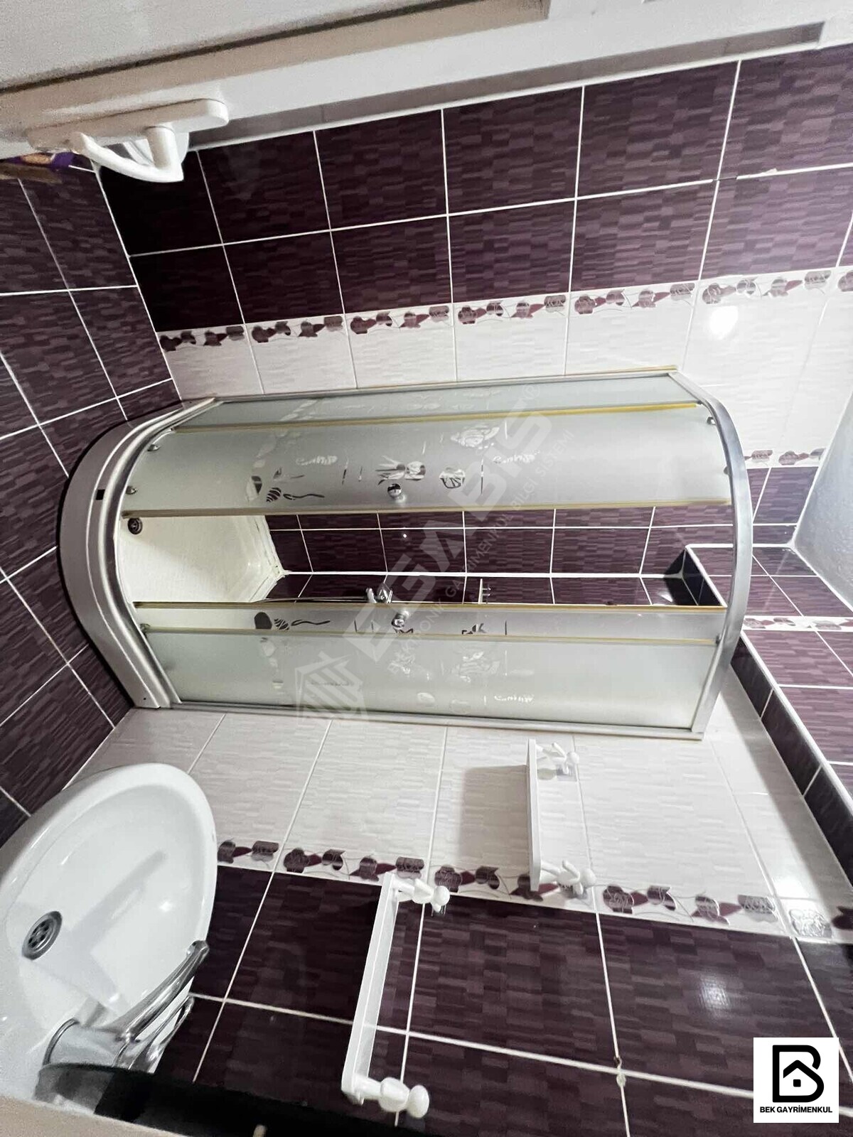 MERKEZİ KONUMDA KİRALIK 2+1 80 M2 1.KAT BALKONLU 12 YILLIK - 19