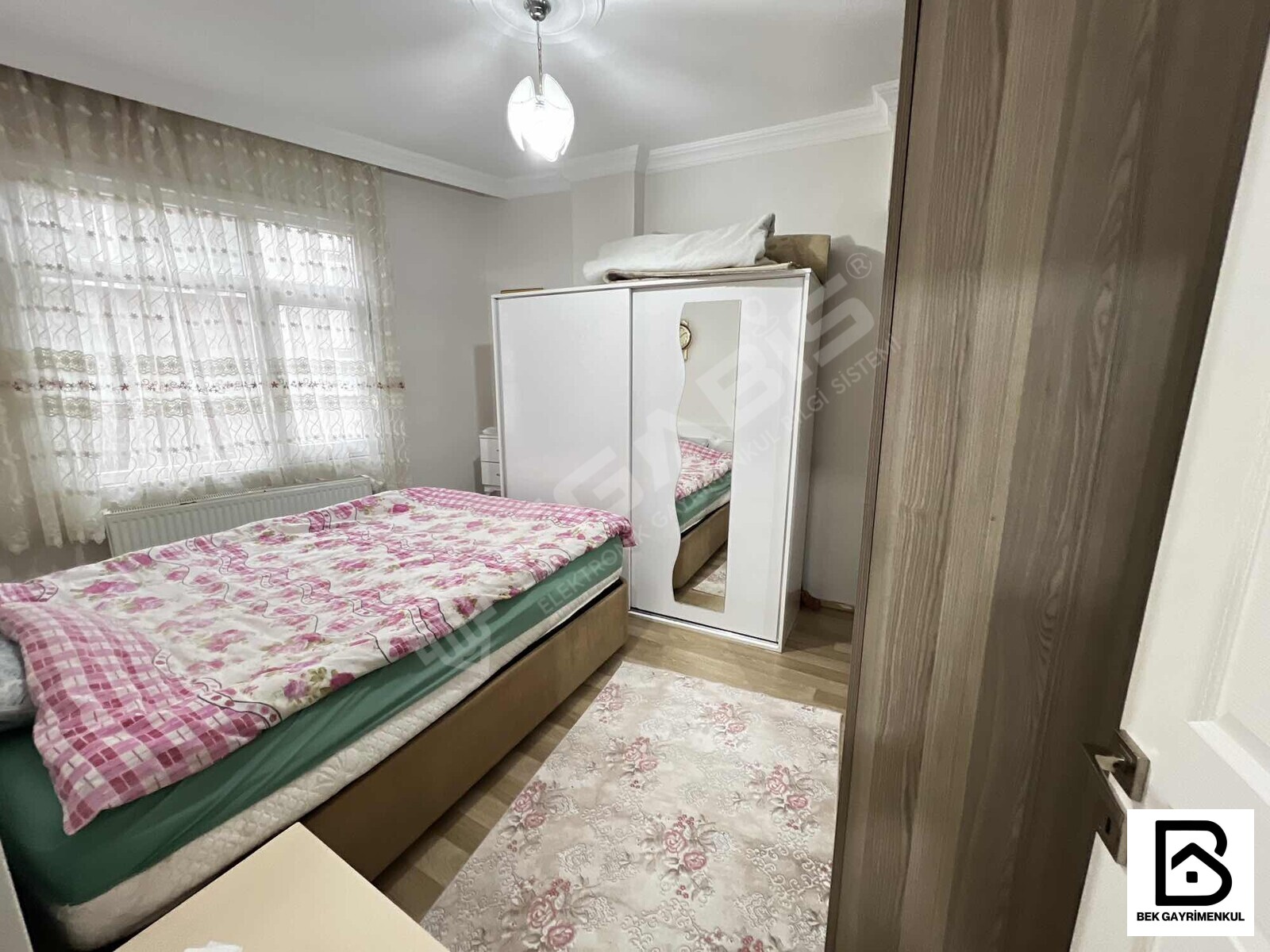 KAZIM KARABEKİR MAH. NİZAMİ BİNA 2 ODA + HOL 75 M2 2.KAT DAİRE - 2