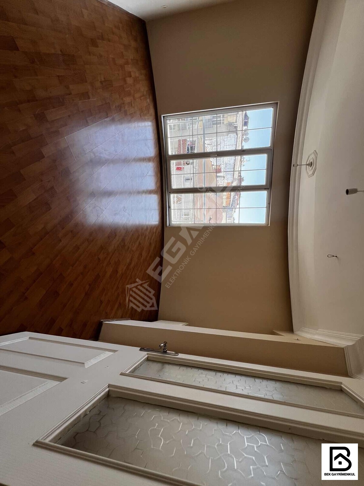 KİRALIK TEK DAİRE ÜZERİNE 3 CEPHESİ AÇIK 3+1 ASANSÖRLÜ BOŞ DAİRE - 13