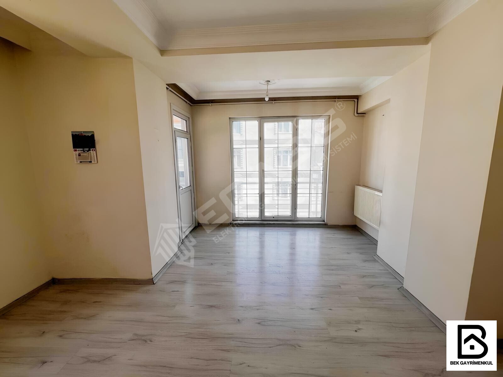 KİRALIK TEK DAİRE ÜZERİNE 3 CEPHESİ AÇIK 3+1 ASANSÖRLÜ BOŞ DAİRE - 20