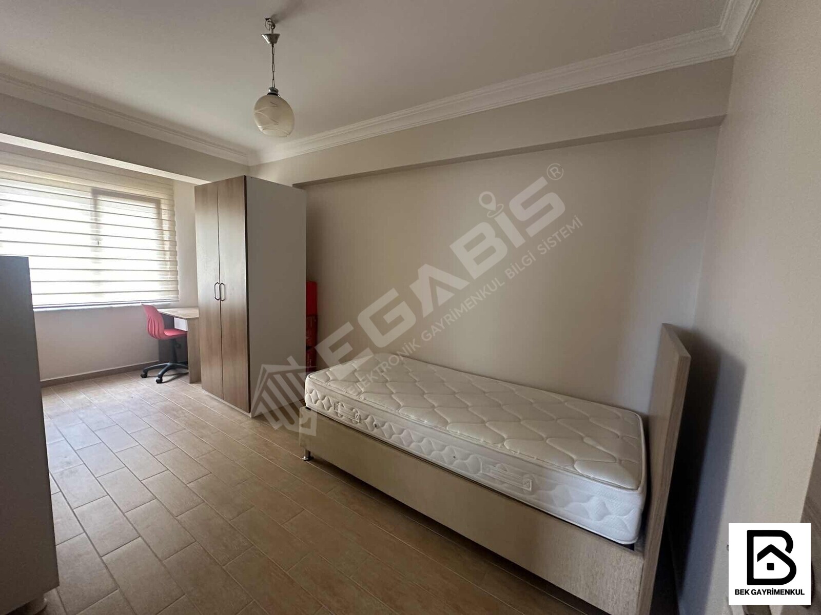 RENADA VADİ EVLERİNDE KİRALIK ÖNÜ AÇIK TERTEMİZ KÖŞE DAİRE - 6