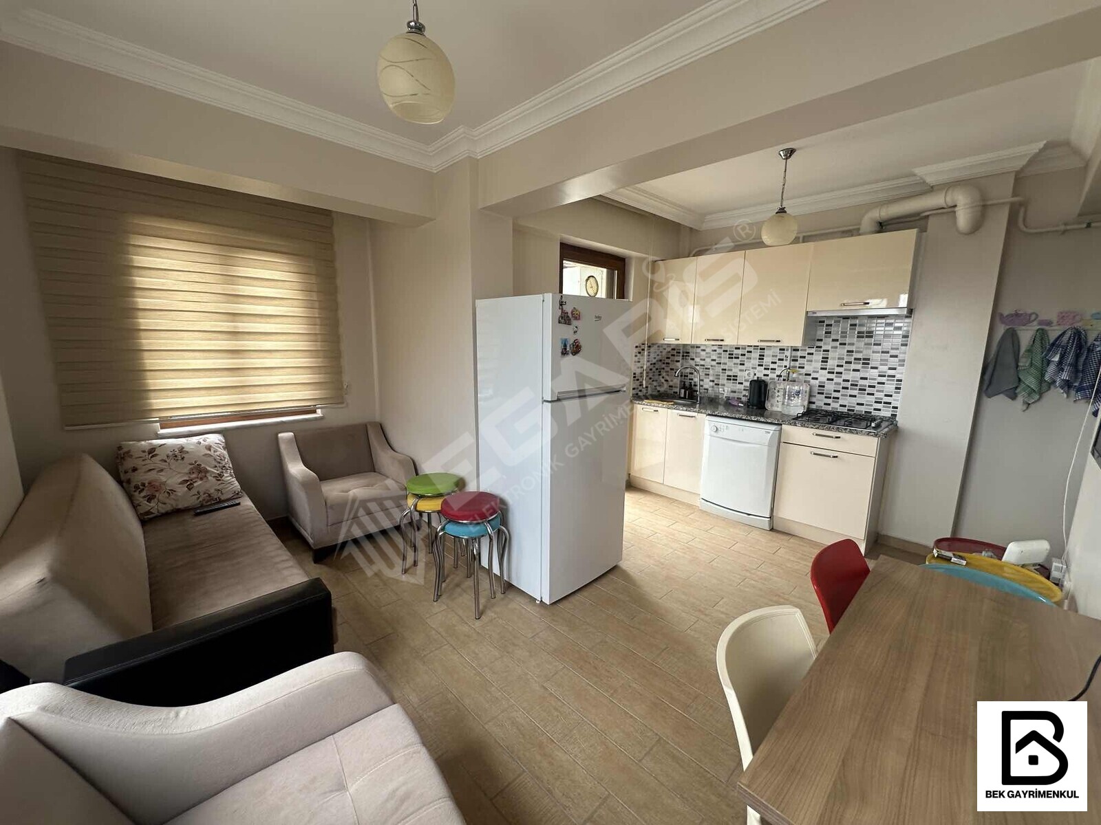 RENADA VADİ EVLERİNDE KİRALIK ÖNÜ AÇIK TERTEMİZ KÖŞE DAİRE - 11