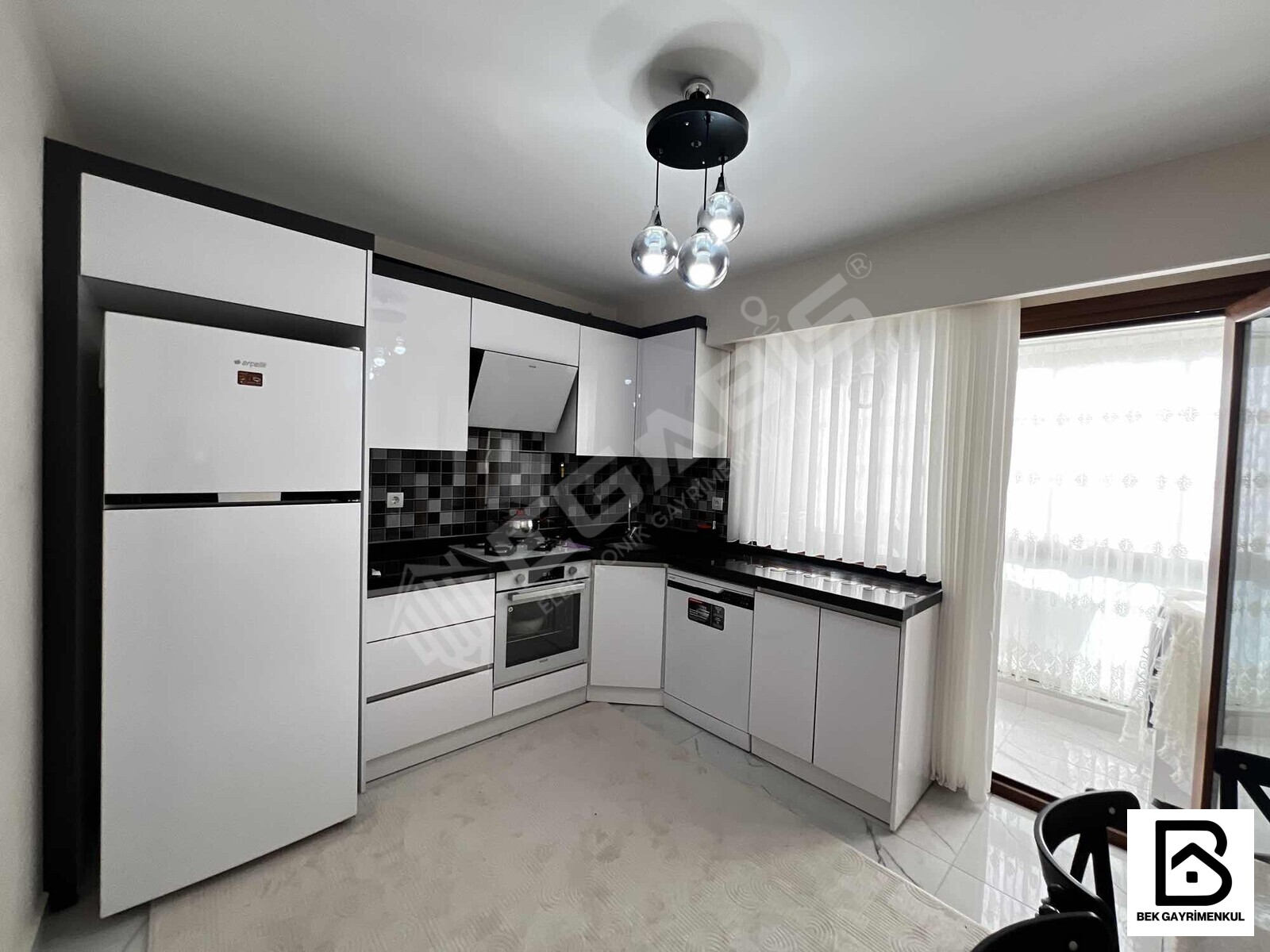 KAZIM KARABEKİR MAH. SATILIK 2+1 115 M2 3.KAT 1 YILLIK DAİRE - 11