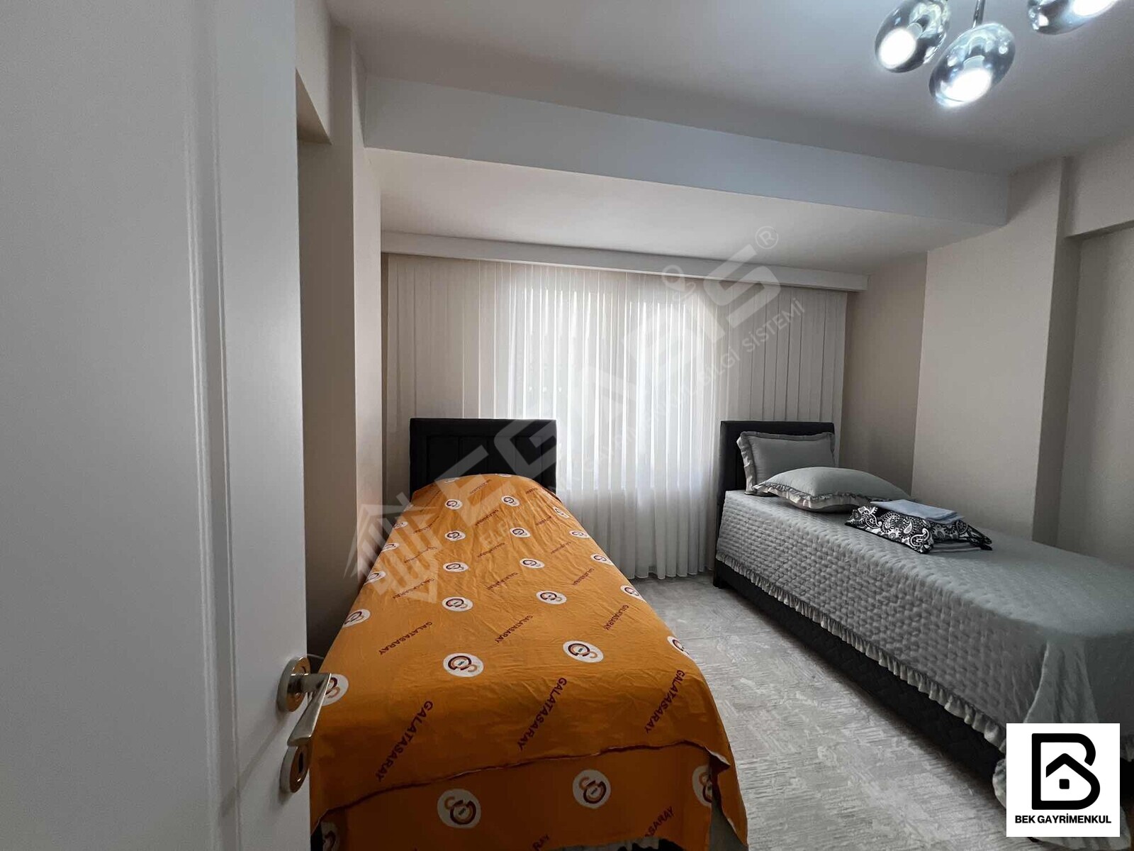 KAZIM KARABEKİR MAH. SATILIK 2+1 115 M2 3.KAT 1 YILLIK DAİRE - 19