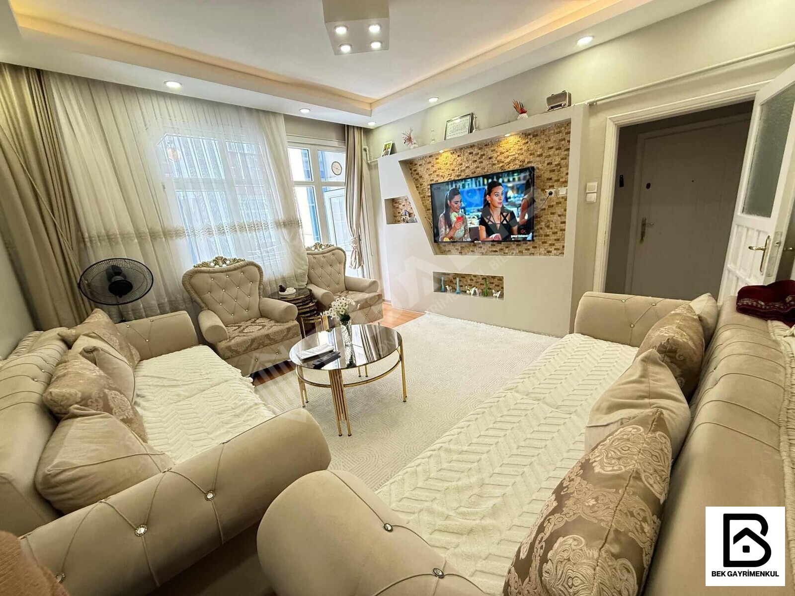 ESENLER MEDİPOL HASTANESİ YAKINI SATILIK 2+1 115 M2 1.KAT DAİRE