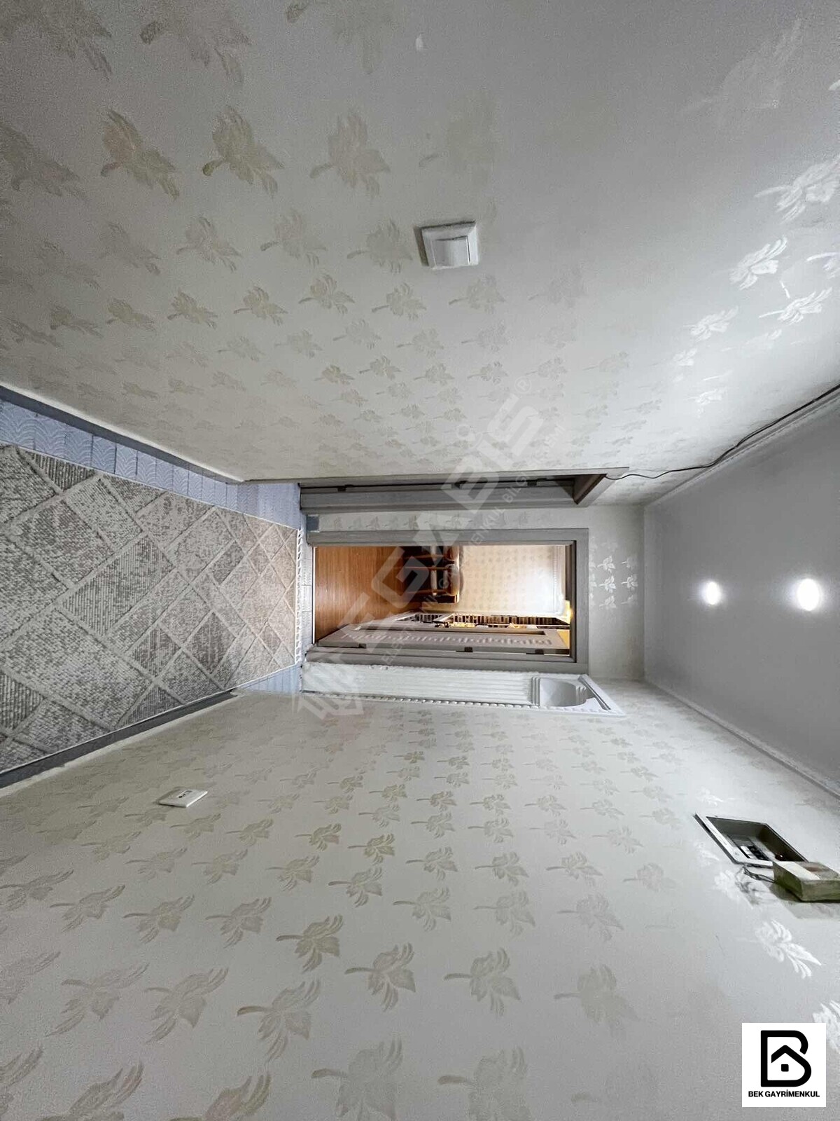 KAZIM KARABEKİR CADDESİ ÜZERİNDE SATILIK 2+1 105 M2 ARKA CEPHE - 23