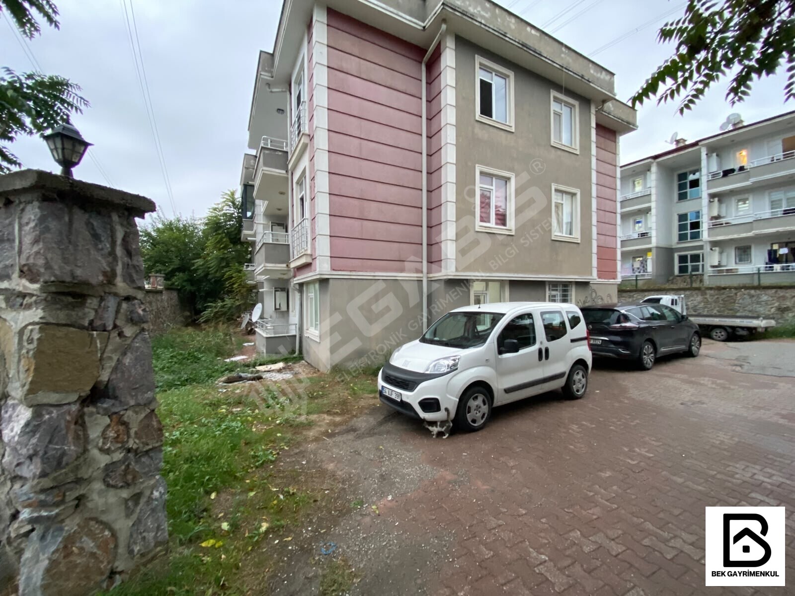 KAMPÜS BÖLGESİNDE İÇİ YENİLENEN EŞYALI FIRSAT APART - 3