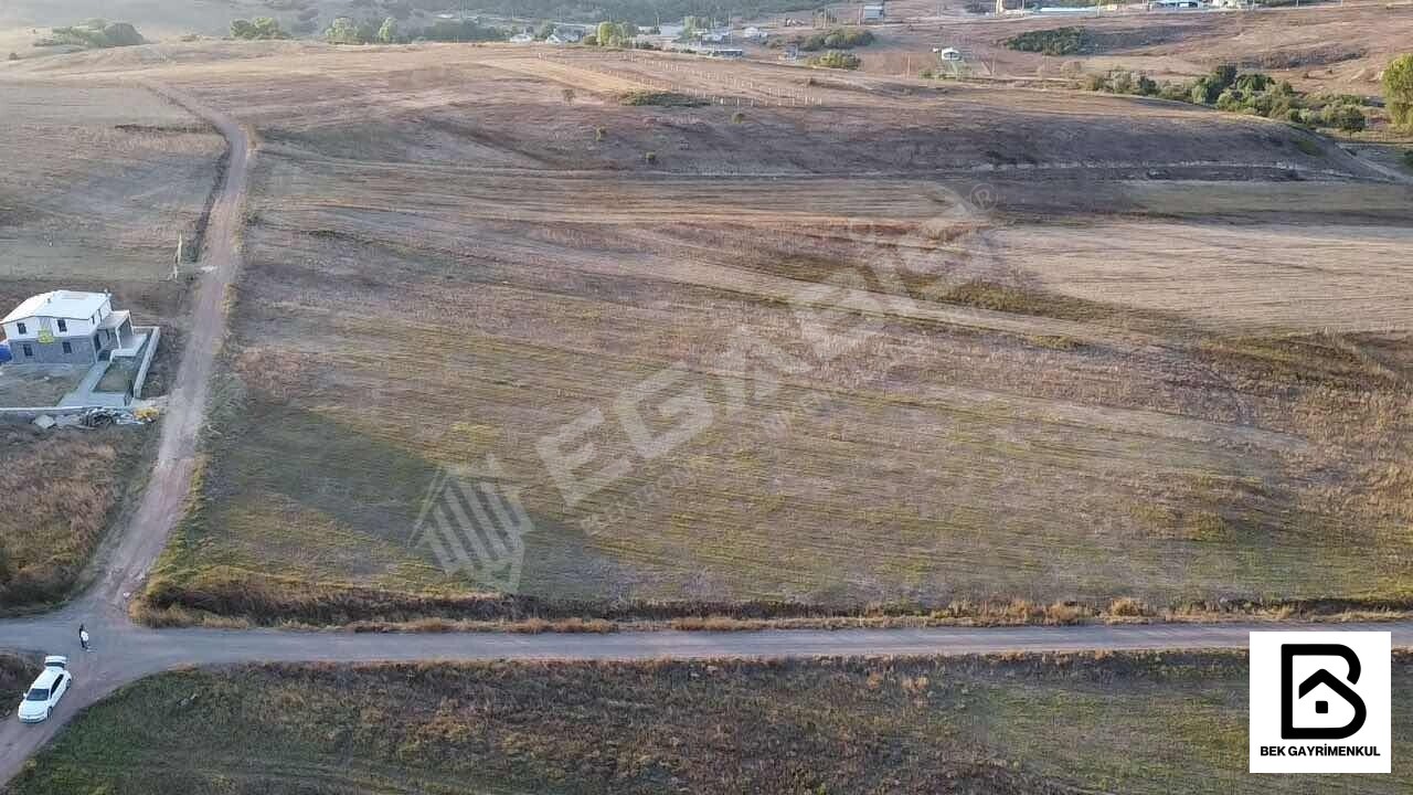 KUTLUCA'DA SATILIK 3511 M2 KÖŞE PARSEL 124 M2 CEPHELİ % 5 İMARLI - 3