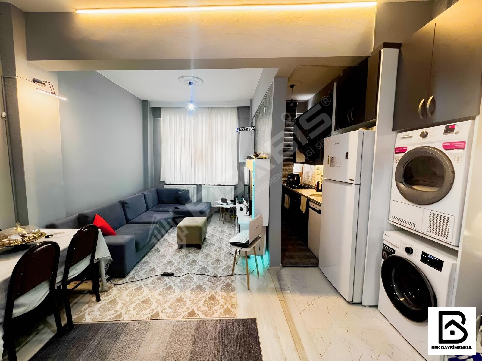 NİZAMİ BİNADA SATILIK 1+1 65 M2 EŞYALI BALKONLU DAİRE - 4