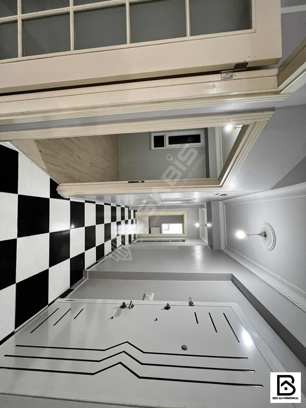DÖRTYOL MEYDANA YAKIN YENİ BİNADA KİRALIK 3+1 120 M2 2.KAT DAİRE - 13