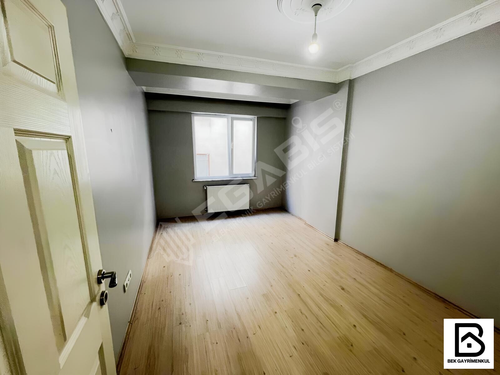 DÖRTYOL MEYDANA YAKIN YENİ BİNADA KİRALIK 3+1 120 M2 2.KAT DAİRE - 18