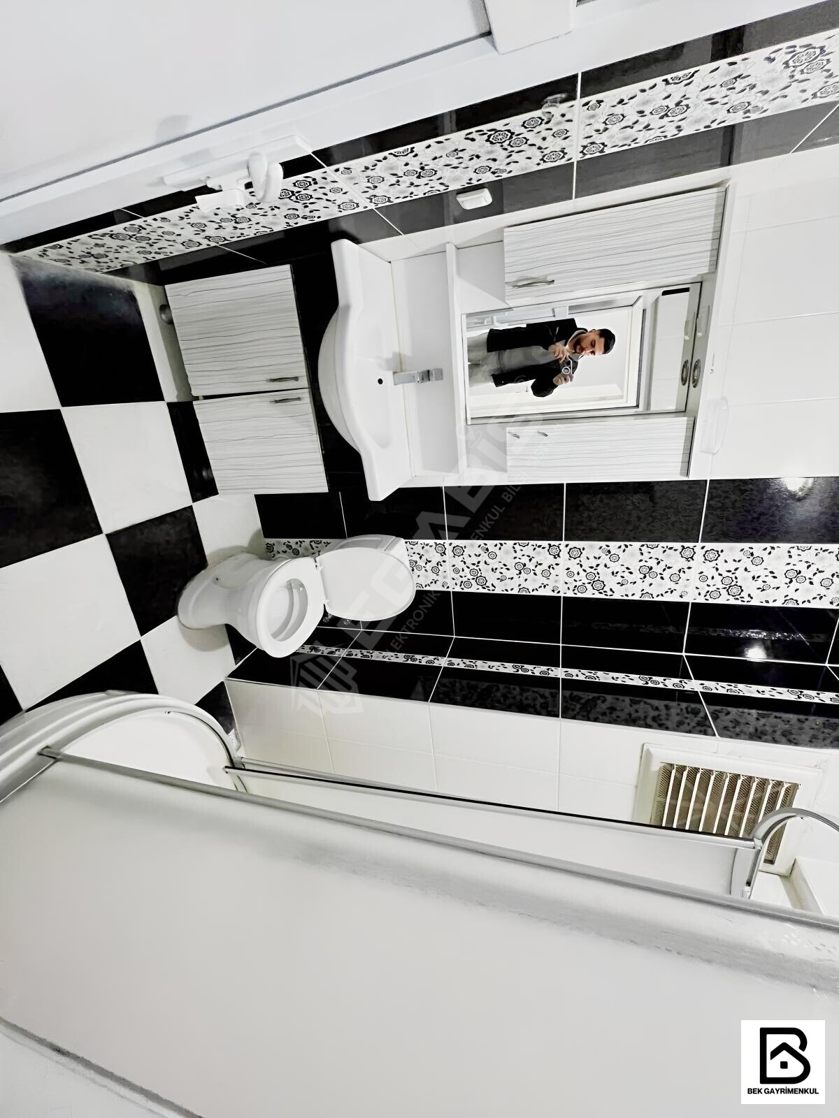 DÖRTYOL MEYDANA YAKIN YENİ BİNADA KİRALIK 3+1 120 M2 2.KAT DAİRE - 24