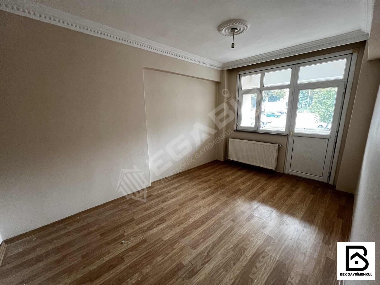 BİRLİK MAH. KİRALIK 3+1 115 M2 1.KAT 2 BALKONLU YENİ BOYANMIŞ - 6