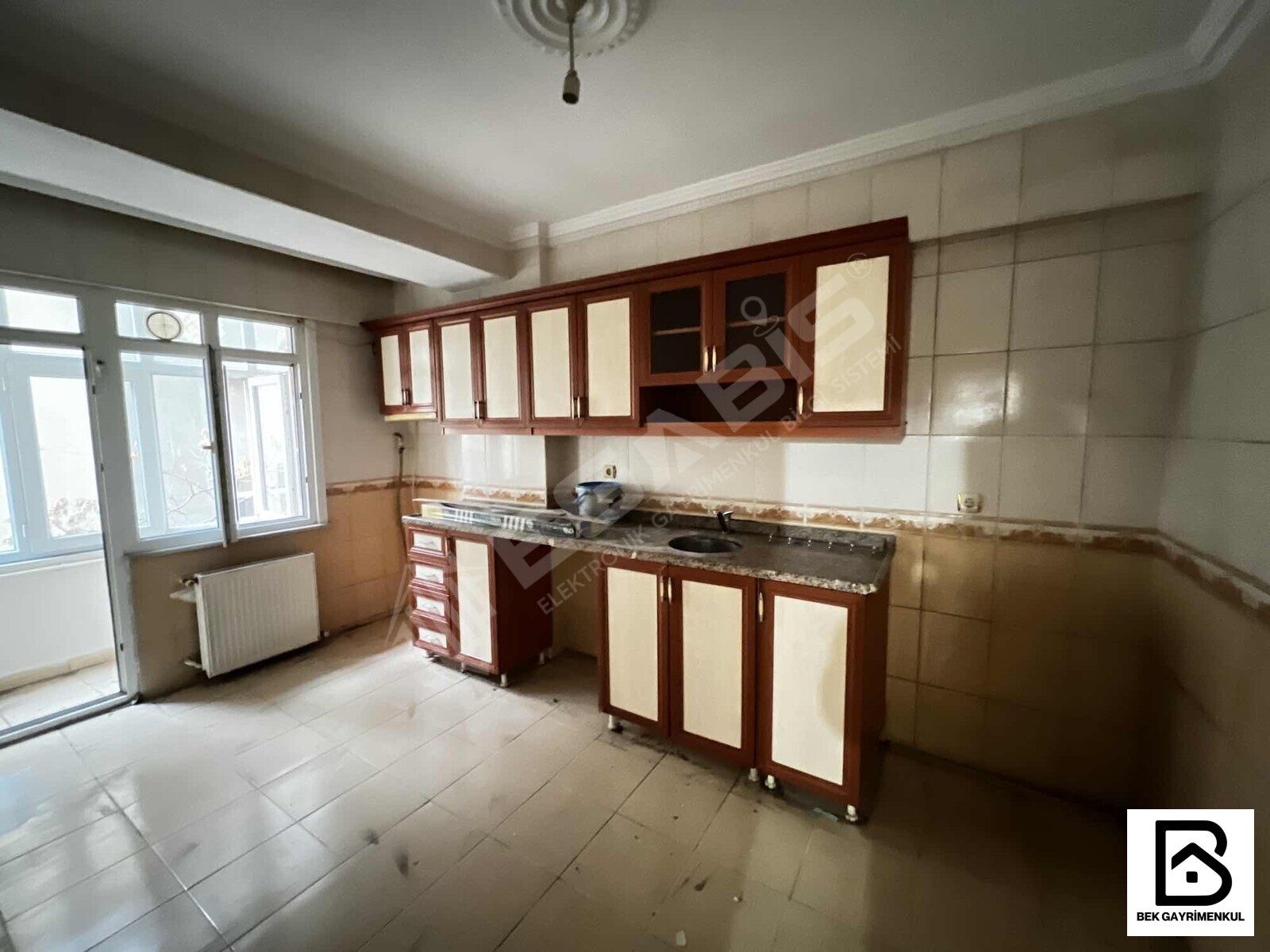 BİRLİK MAH. KİRALIK 3+1 115 M2 1.KAT 2 BALKONLU YENİ BOYANMIŞ - 12