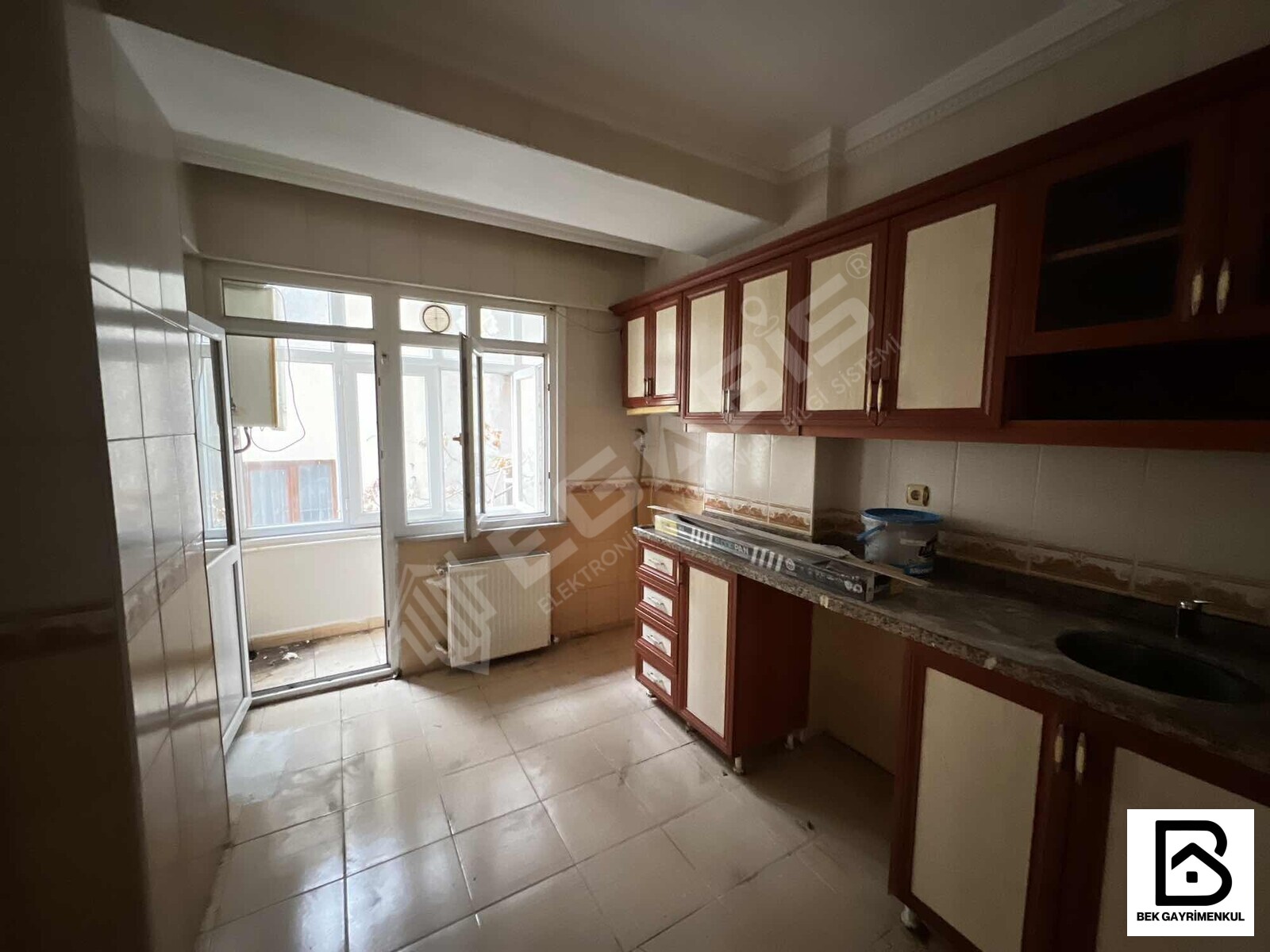 BİRLİK MAH. KİRALIK 3+1 115 M2 1.KAT 2 BALKONLU YENİ BOYANMIŞ - 14