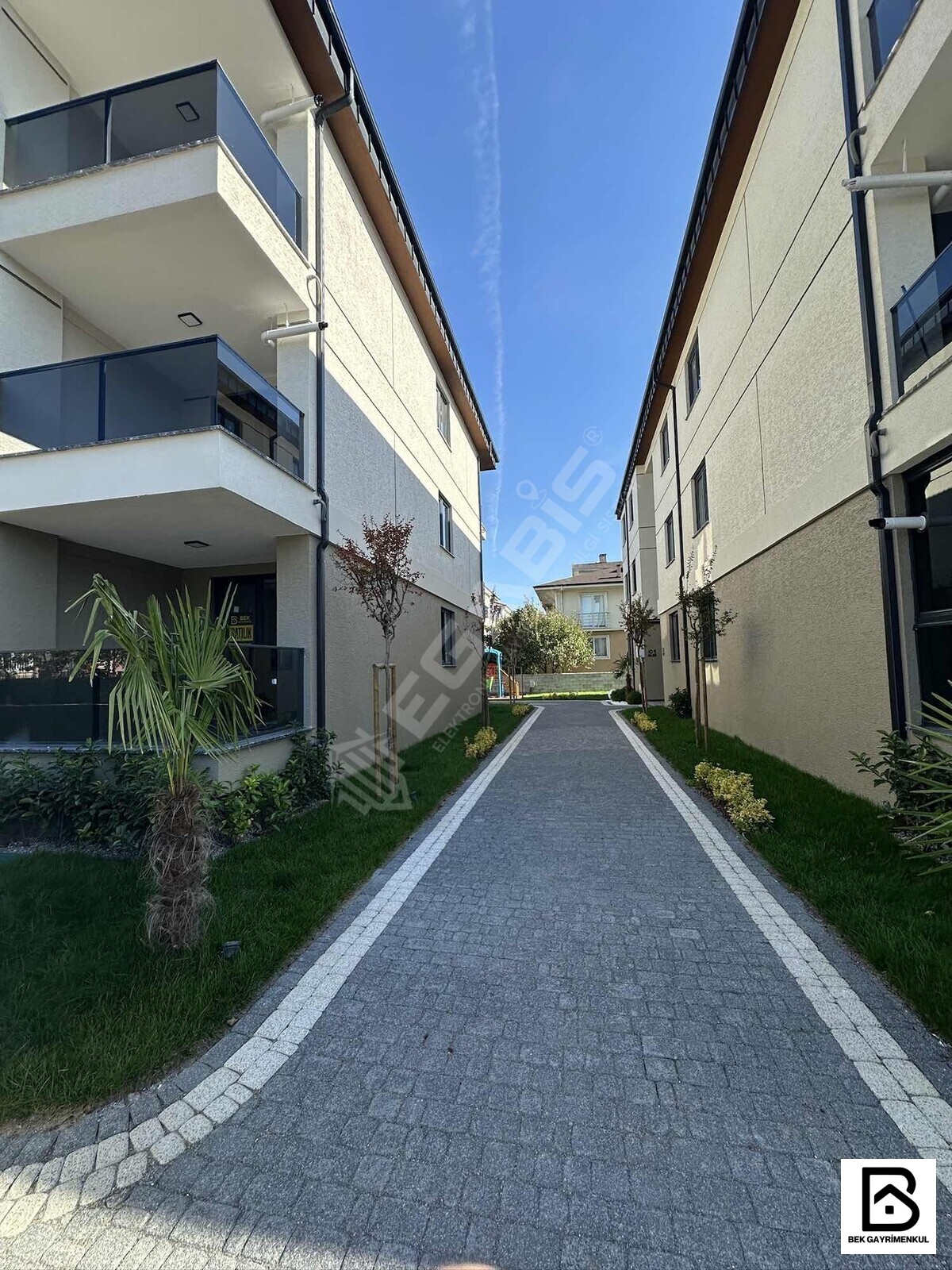 YEŞiLTEPE iLK OKULUNUN KARŞISINDA 3+1 SATILIK EBEVEYN BANYOLU - 12