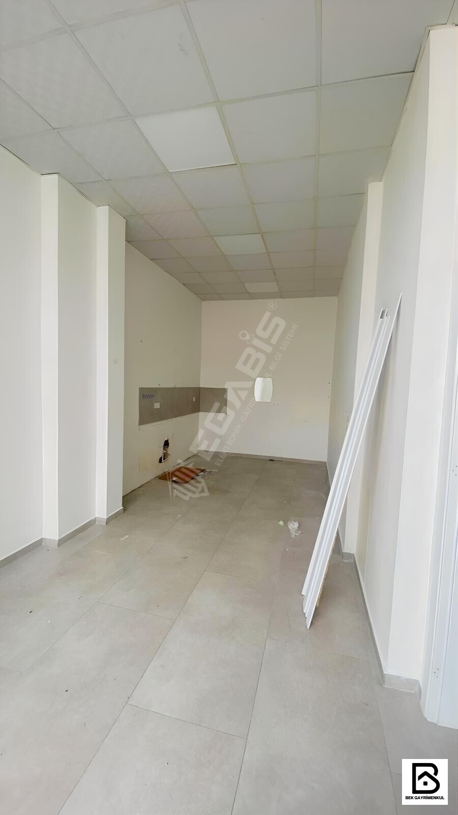 YAZLIKTA 4 OKULUN ARASINDA 150 M2 KiRALIK DüKKAN - 10